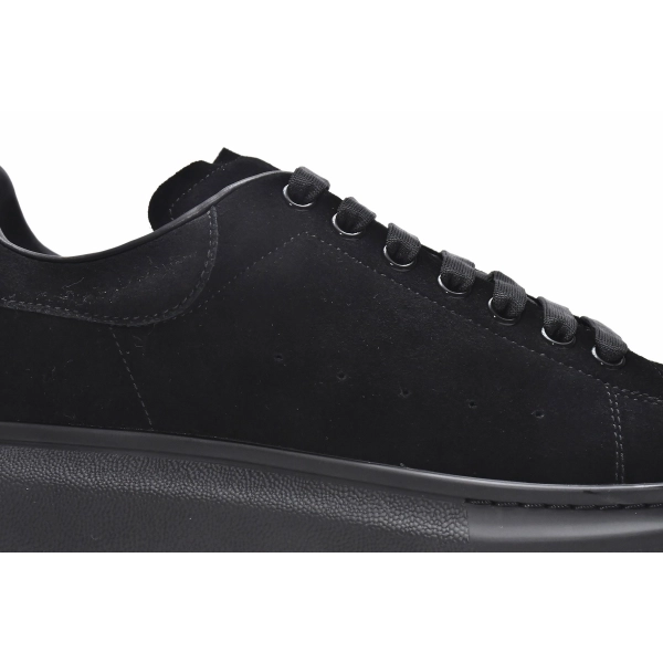Alexander McQueen Sneaker Black 553761WHV671000