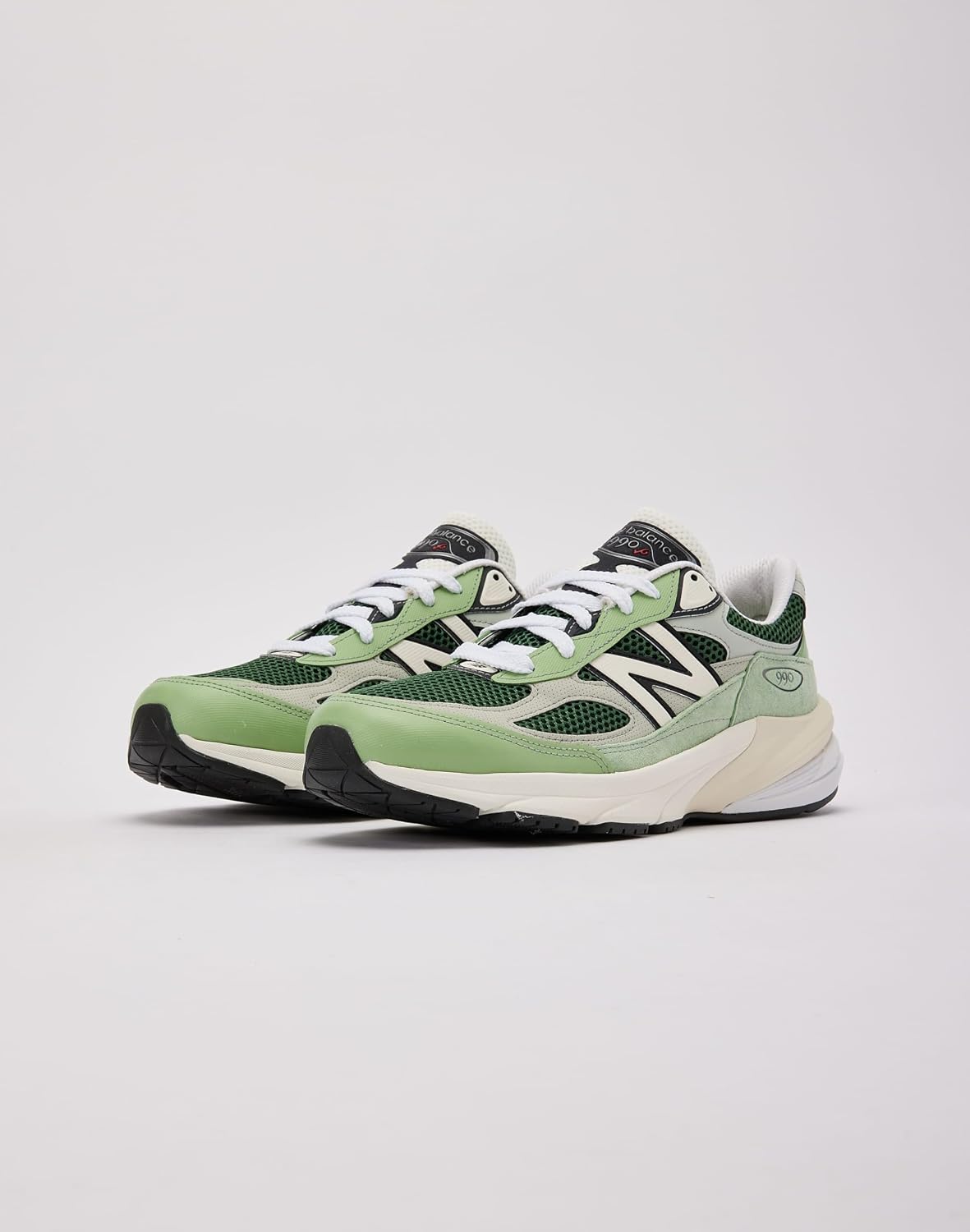 New Balance 990v6 made in the United States (green)
