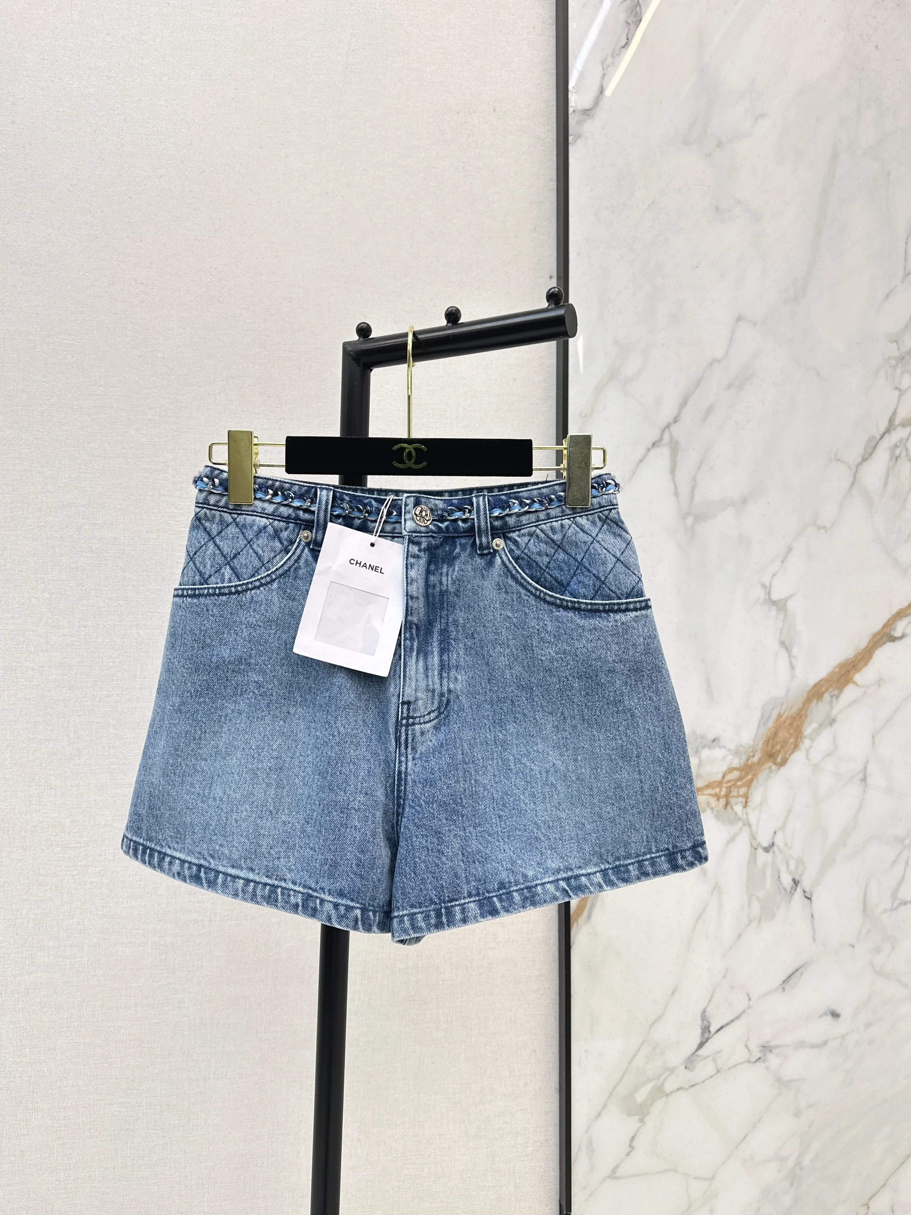 Chan NEW denim short