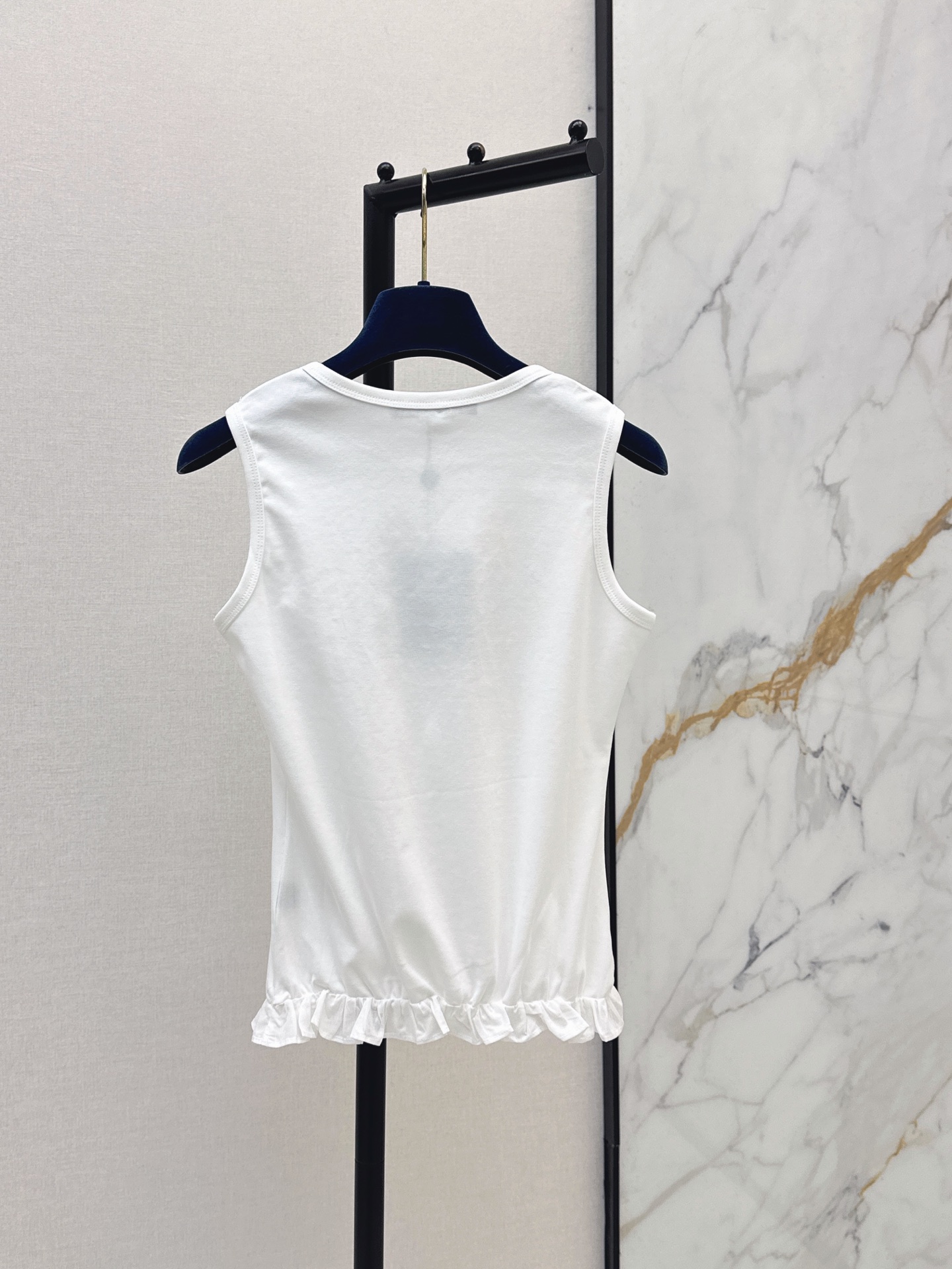 Louis New Ruffled Sleeveless Tank Top