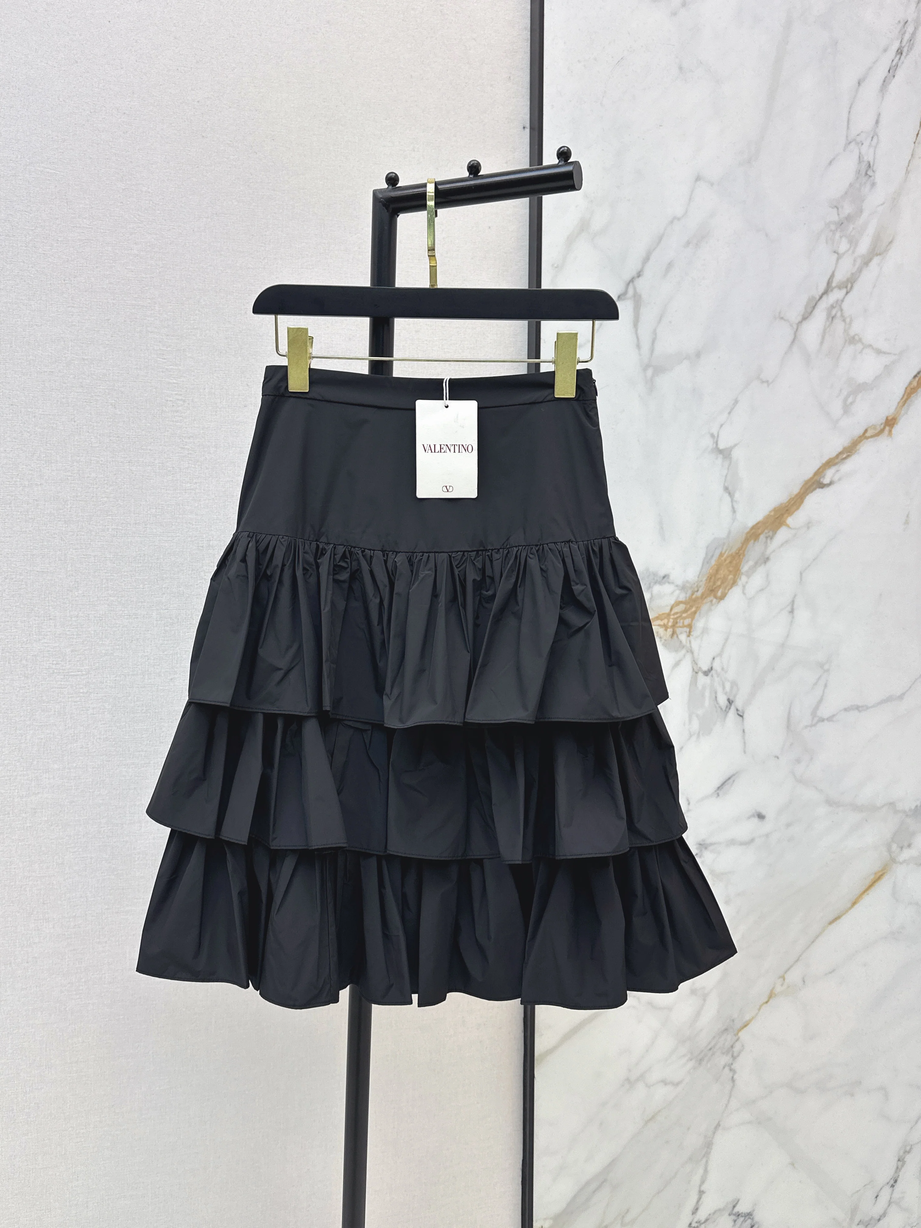 Saint NEW Irregular ruffled cake skirt