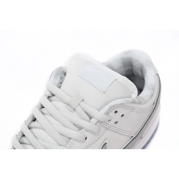CONCEPTS × Nike Dunk SB Low White Lobster FD8776-100