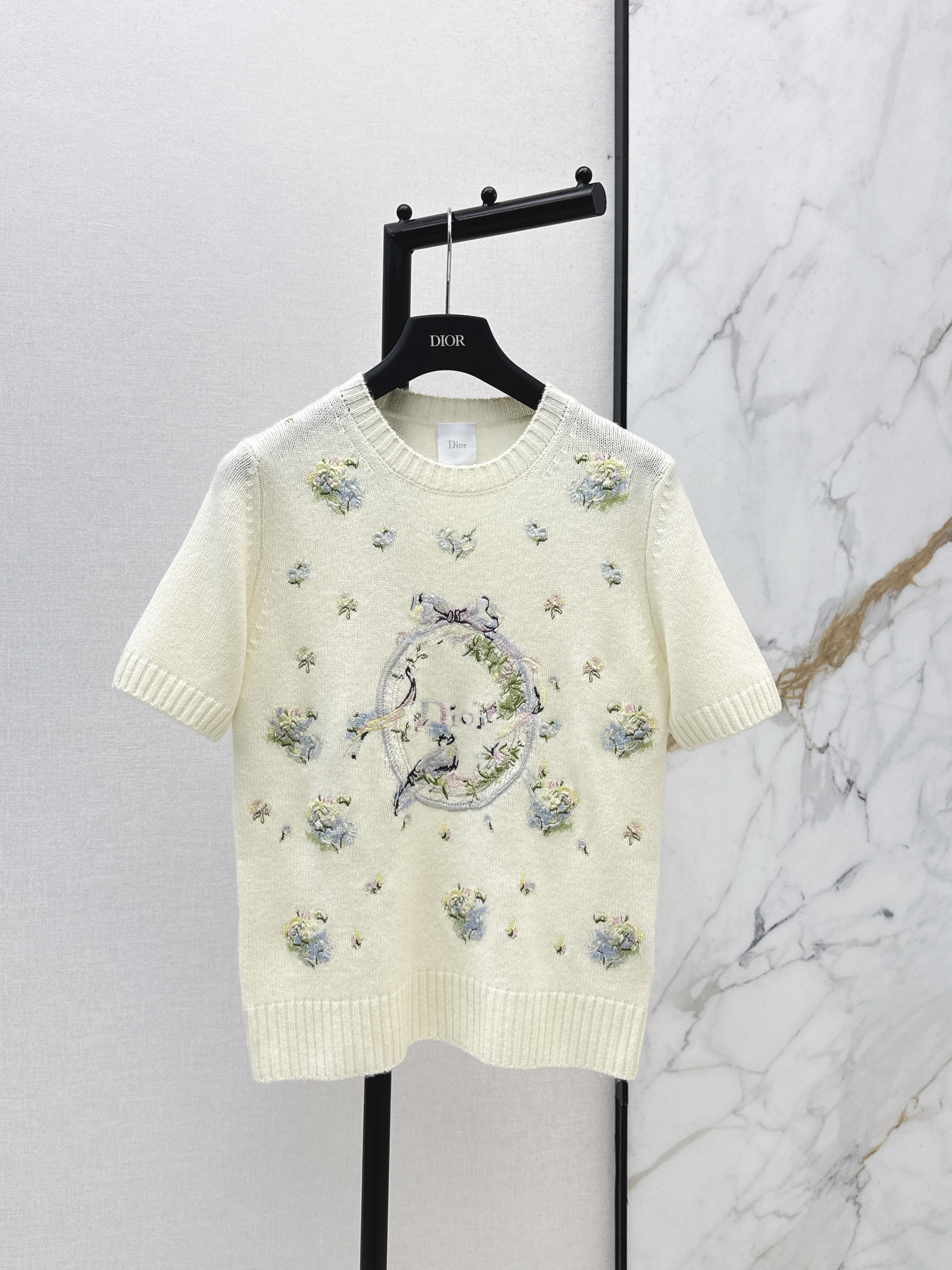 CD New embroidery sweater