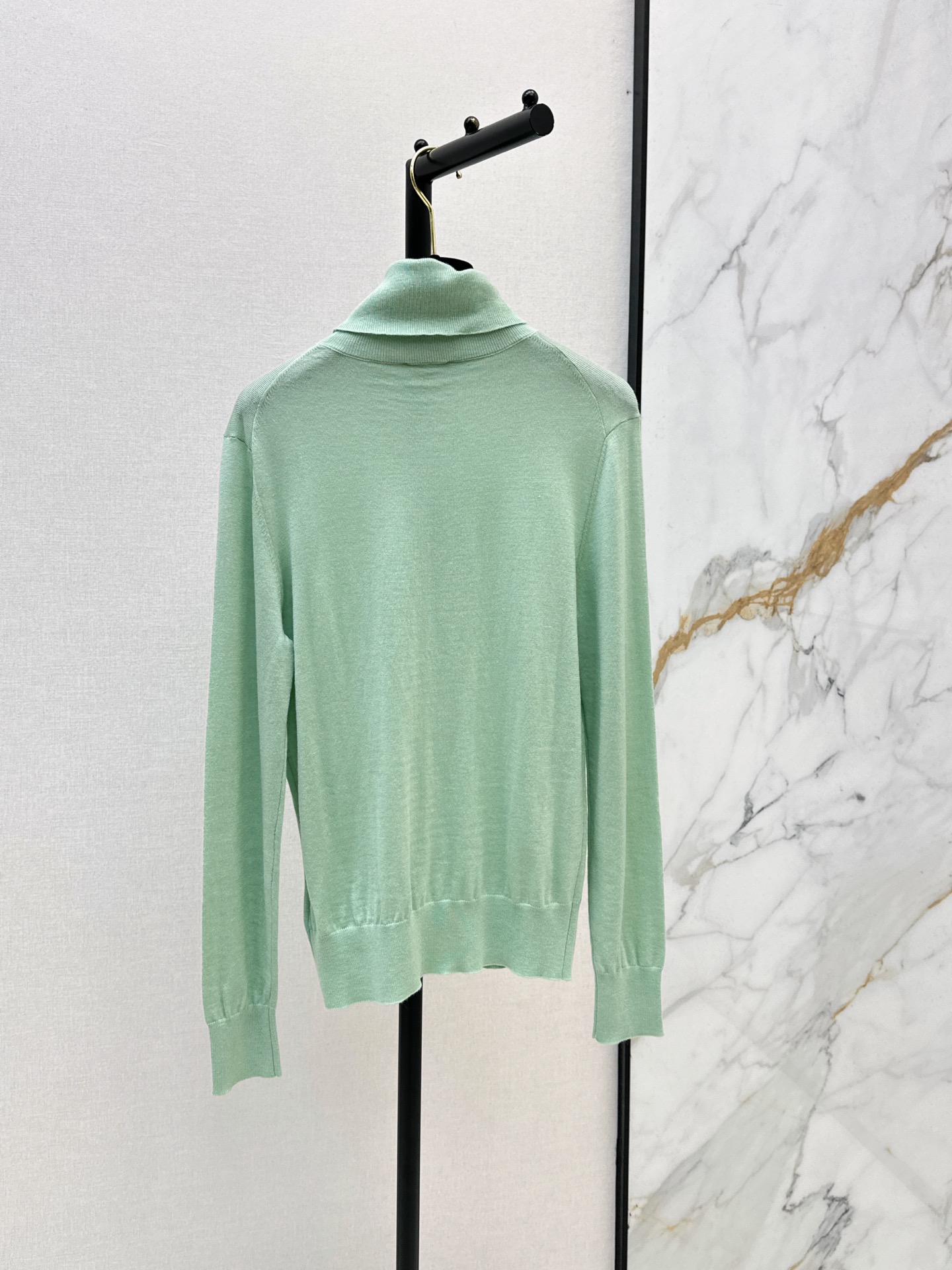 Chan New high neck sweater