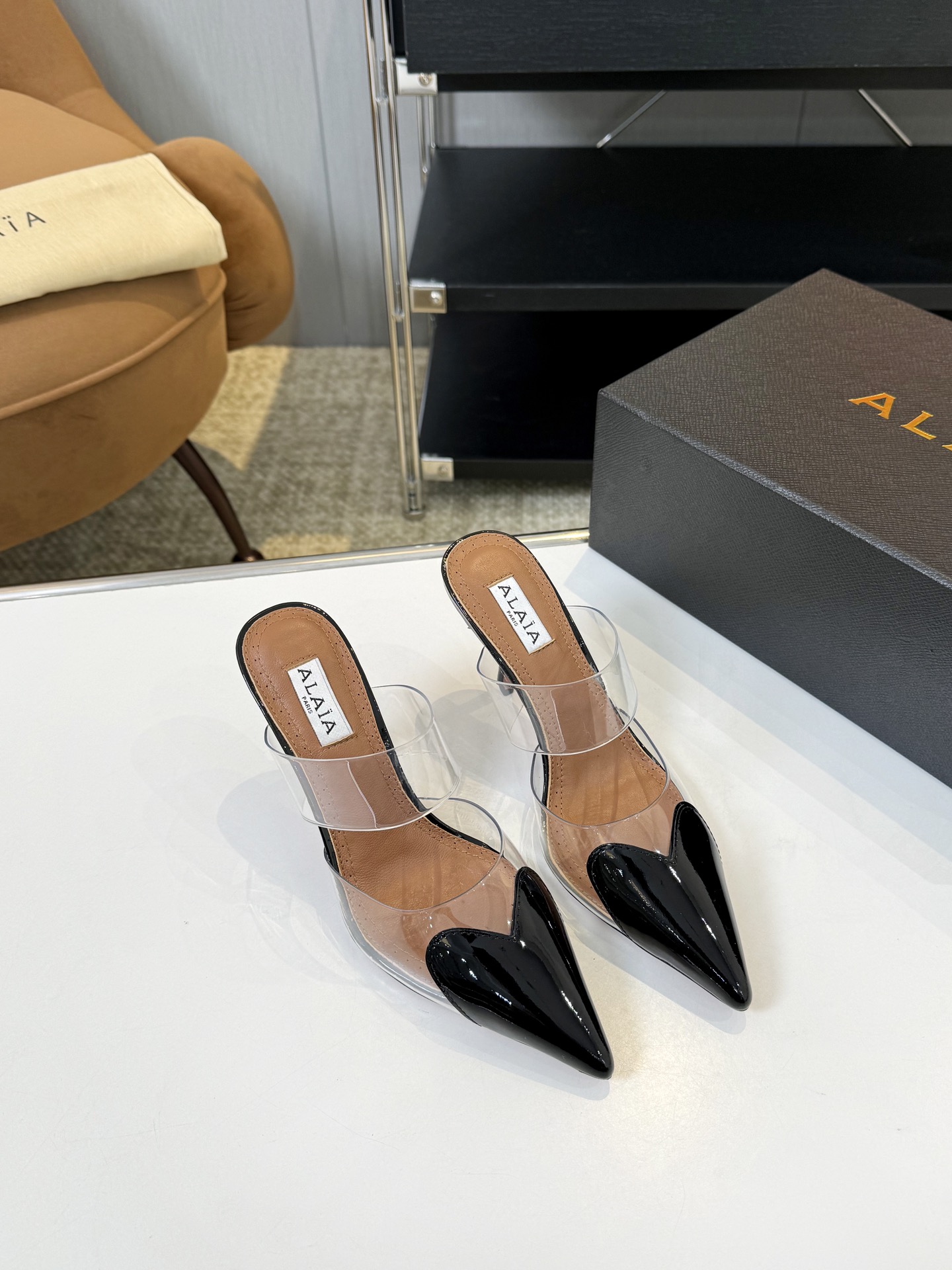 AlAIA New Pointed High Heel Slippers