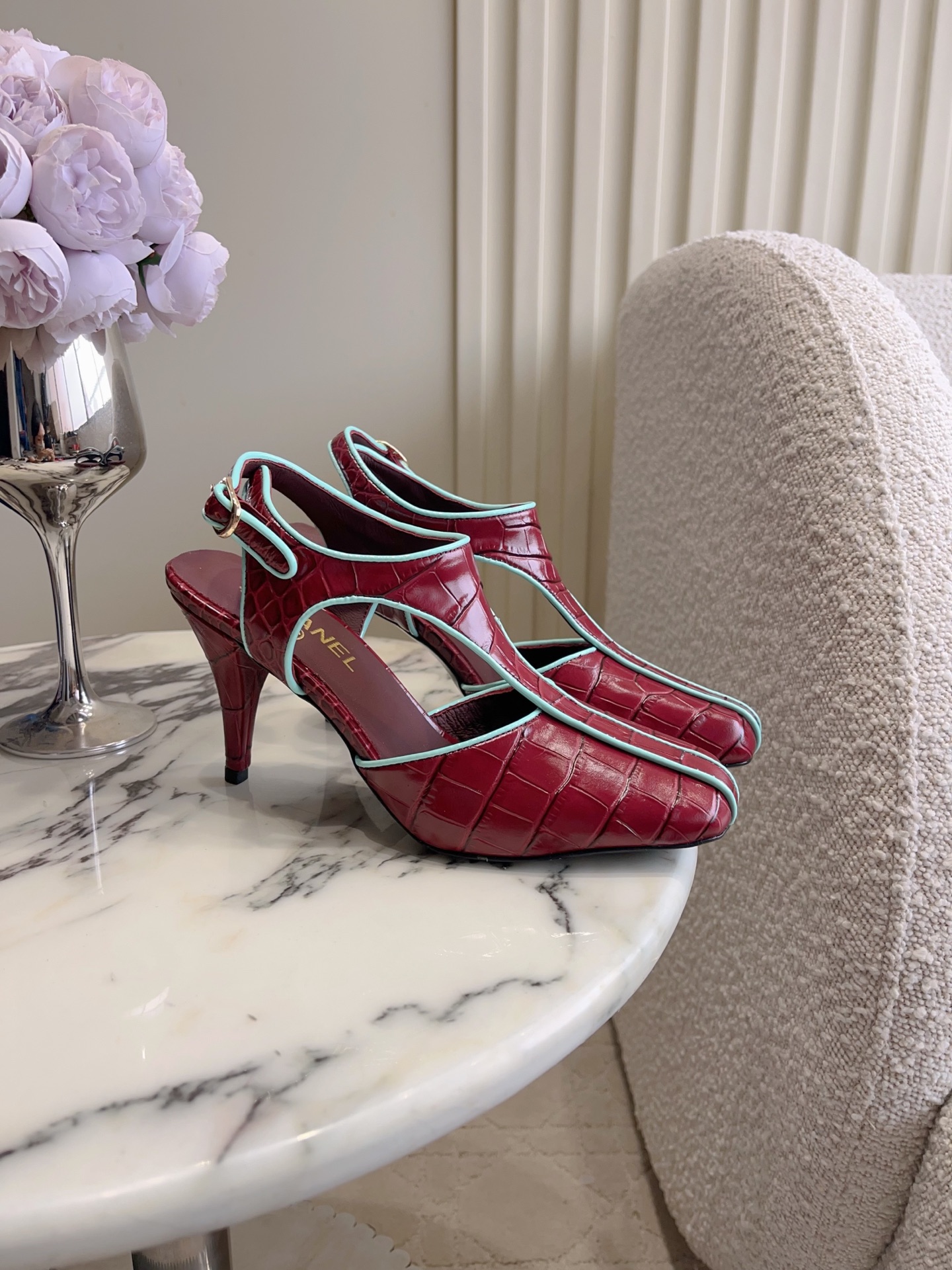 Chan New High-heeled sandals