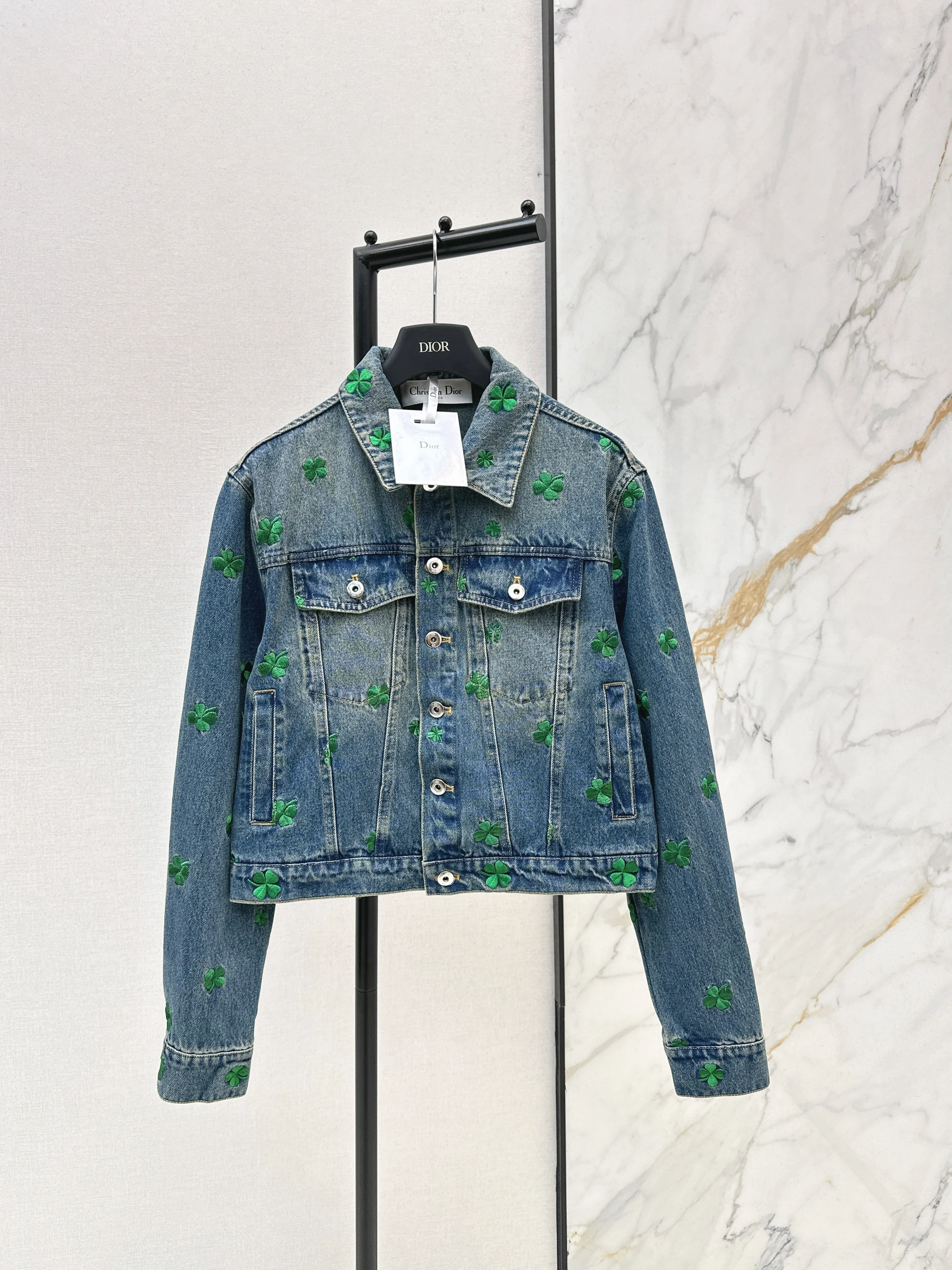 CD NEW embroidery denim jacket