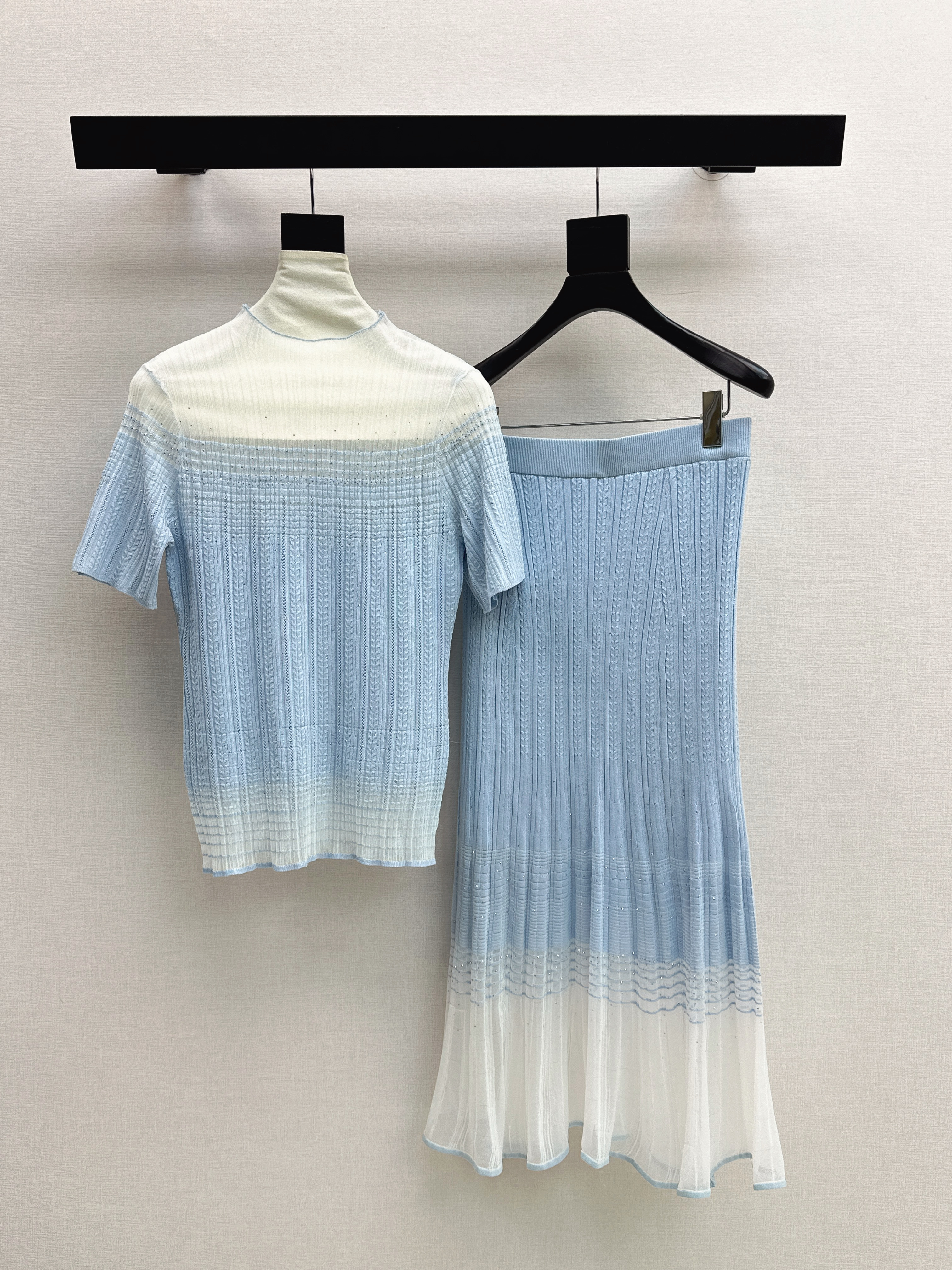 Chan New Knitted set