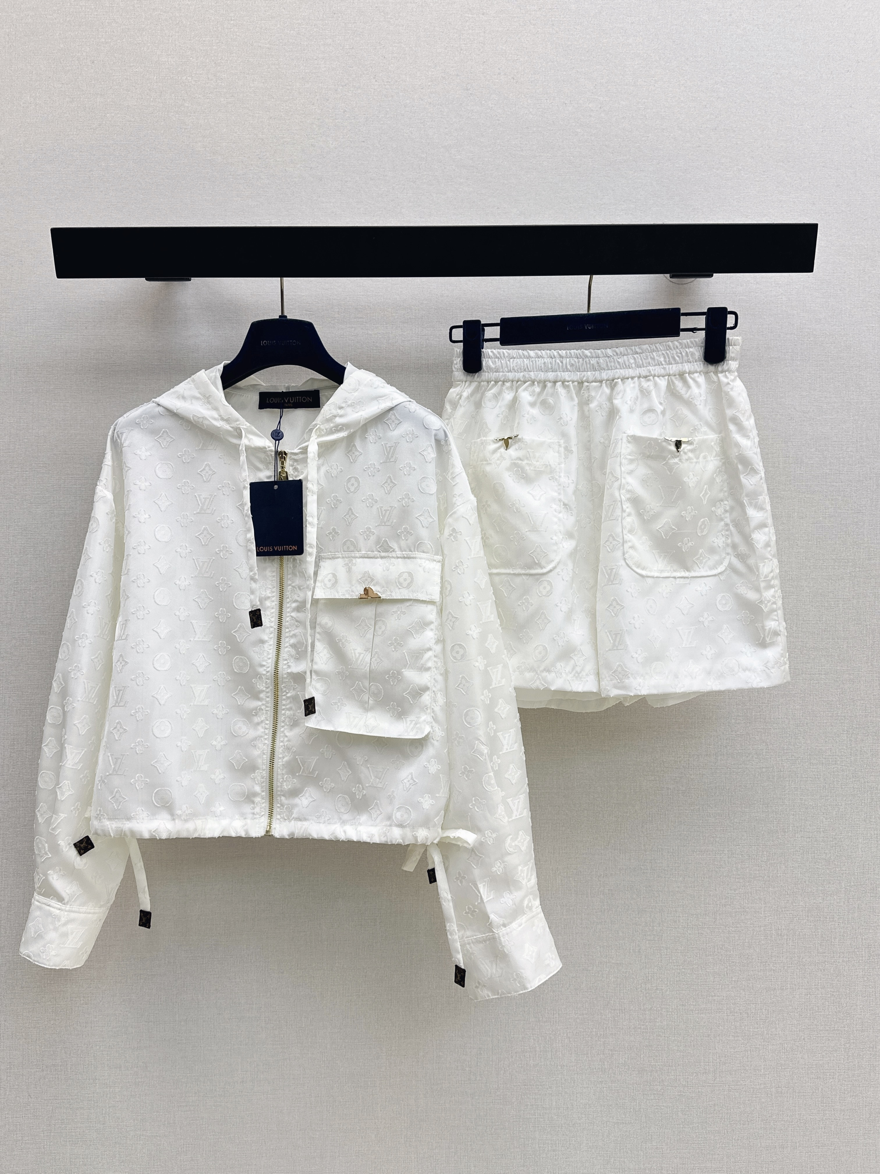 Louis New hooded jacket+shorts set