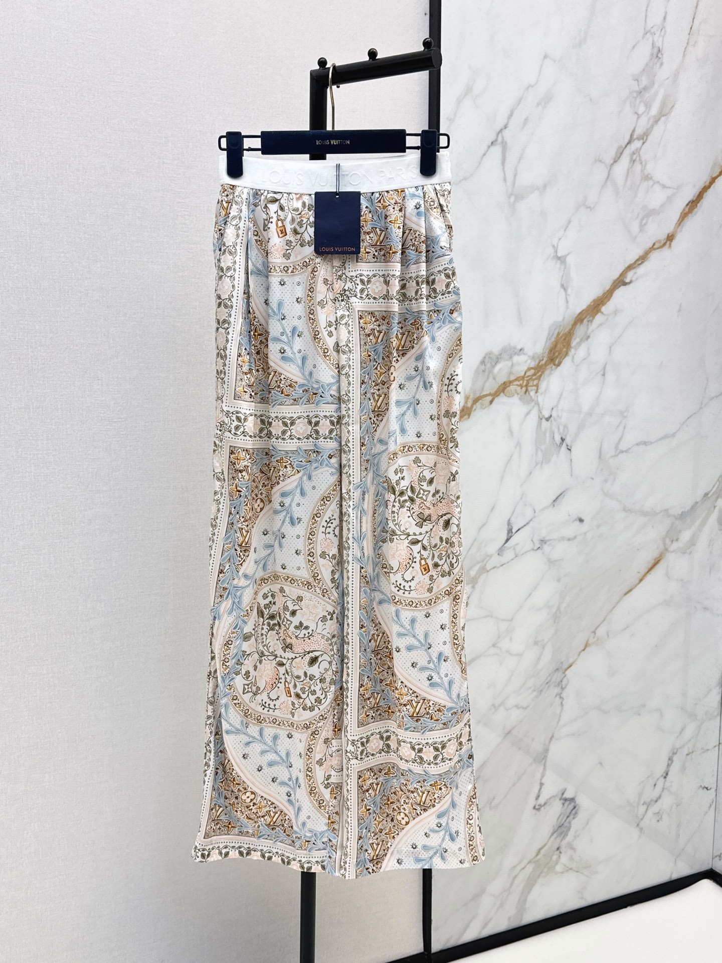 Louis New printed straight-leg pants