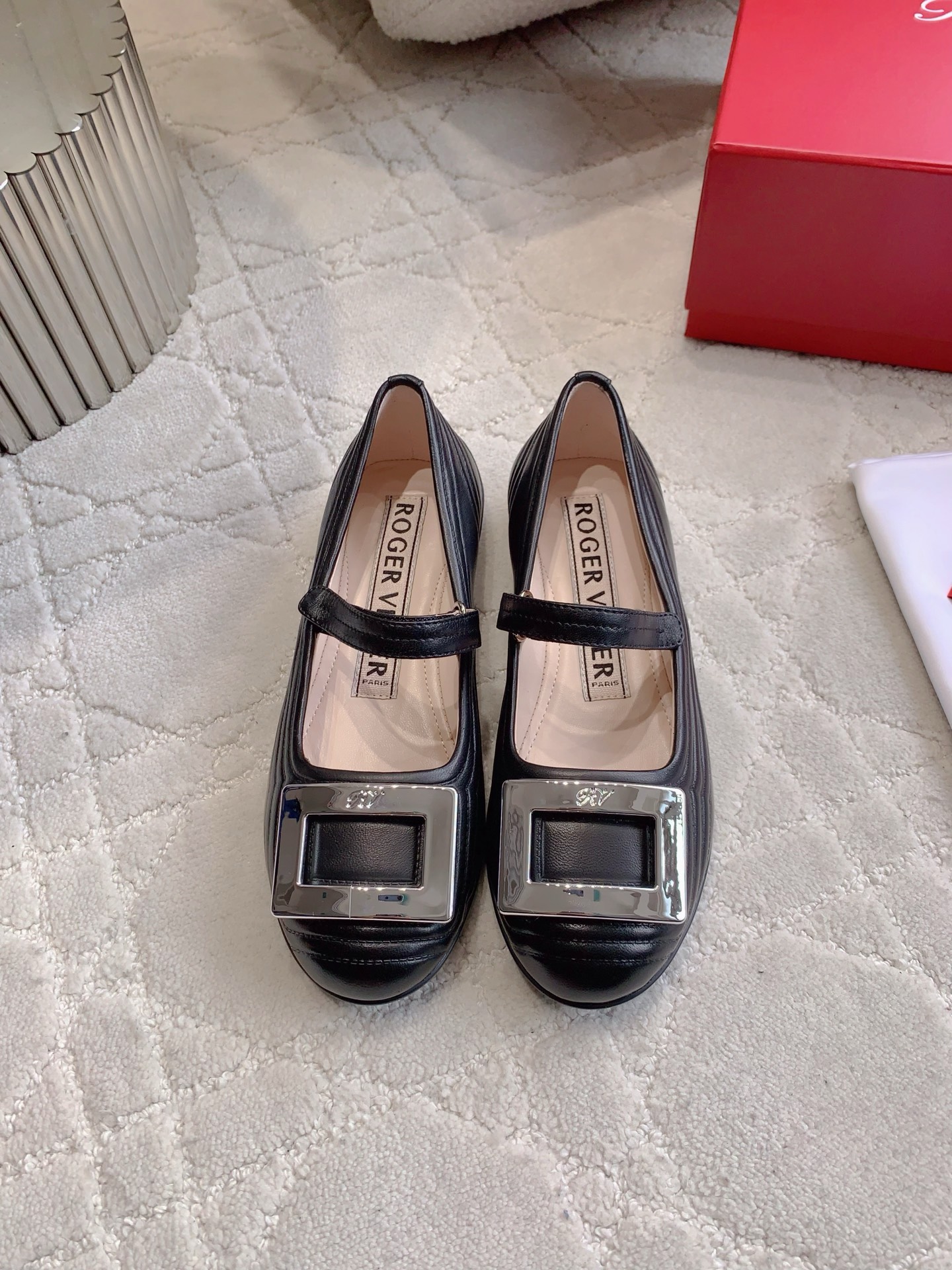 Roger New Square buckle flats