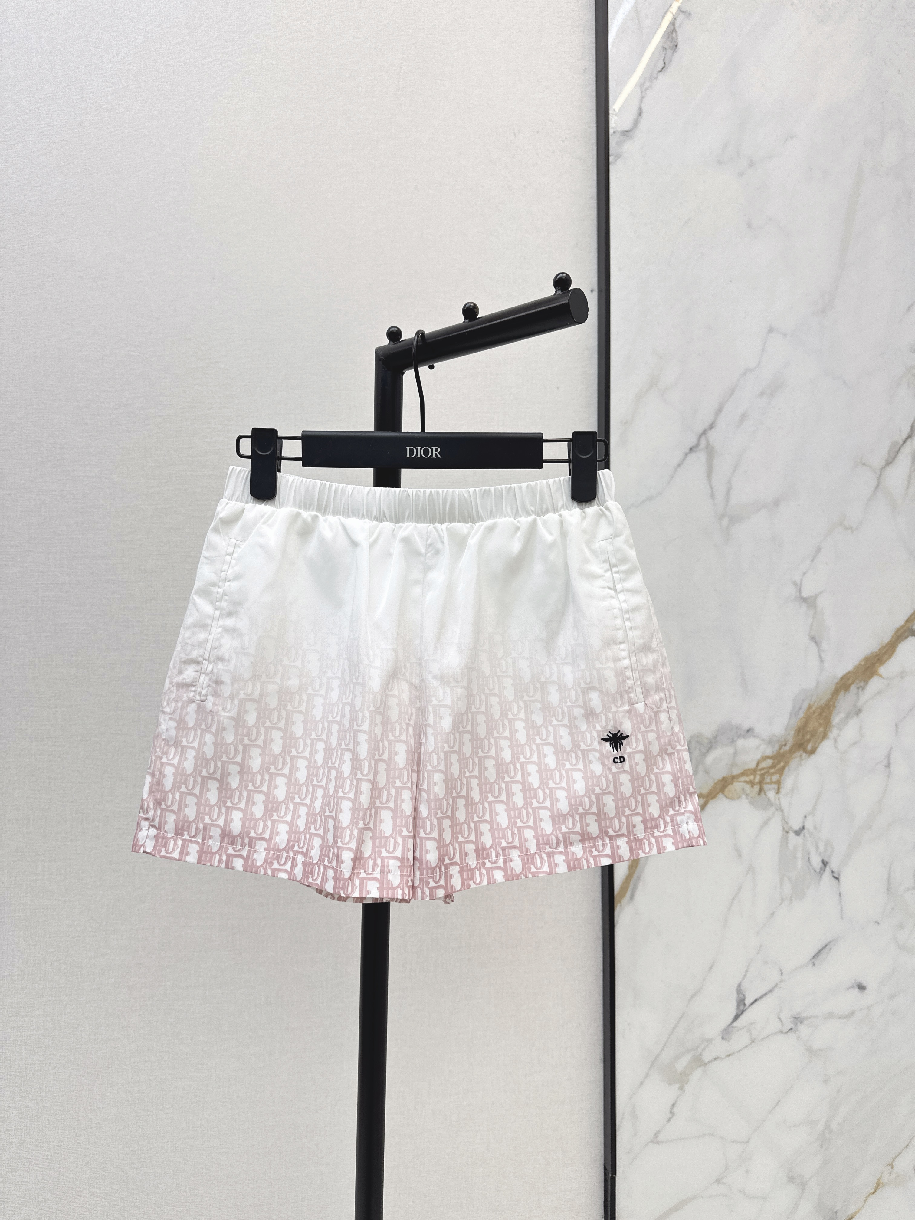 CD New gradient colors short