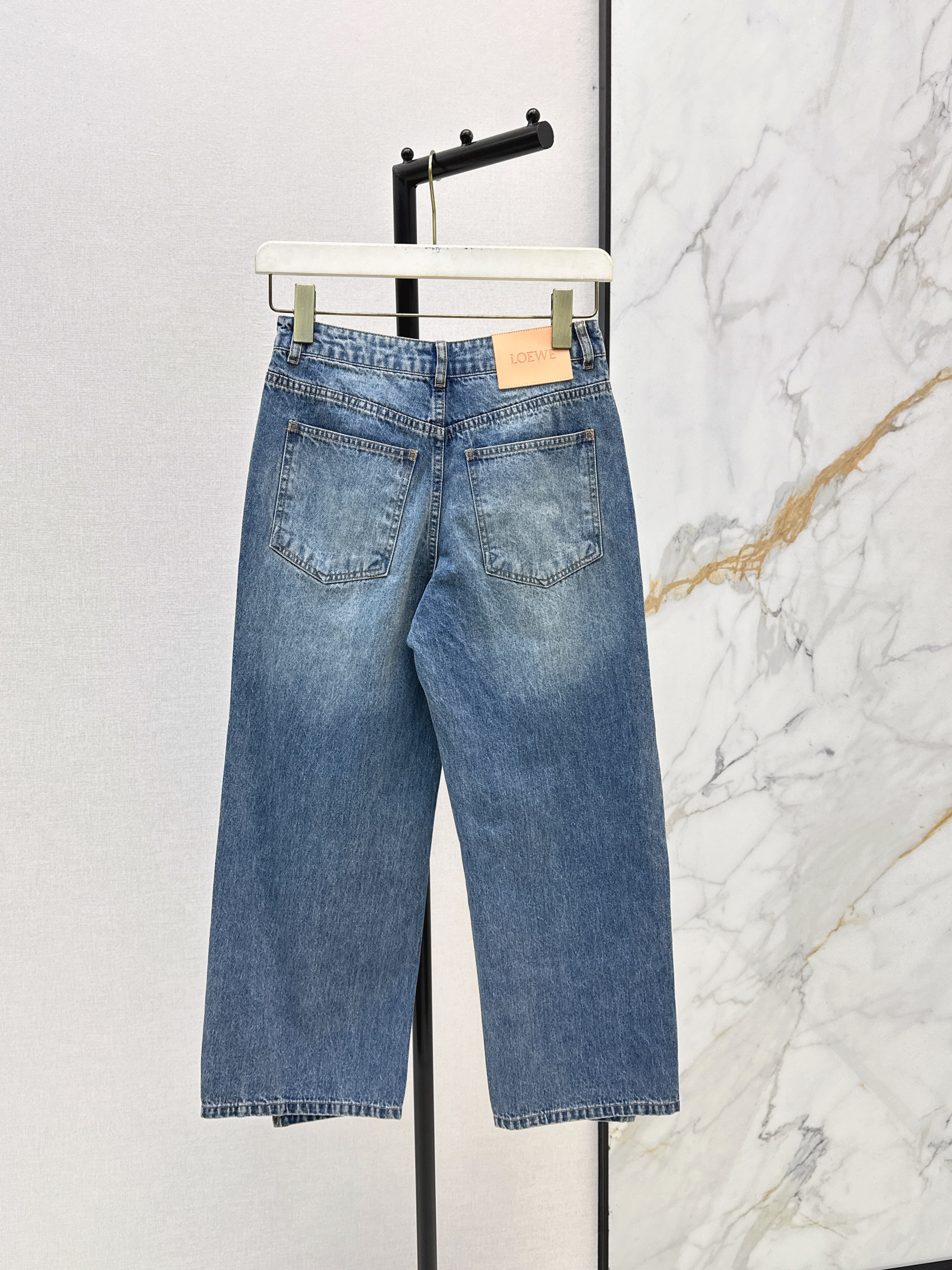 Loe New Nine-point jeans