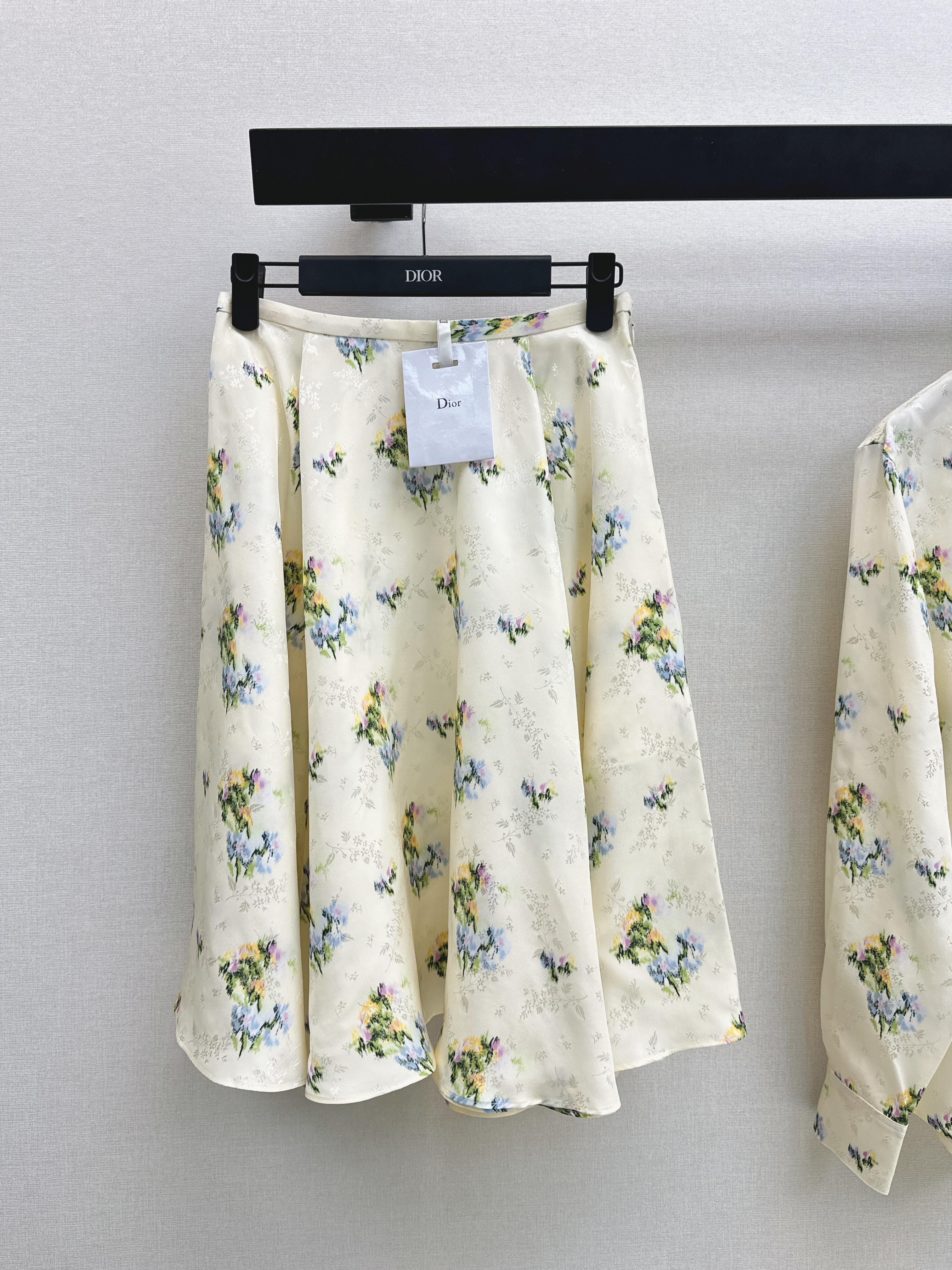 Guc New Jacquard silk floral skirt