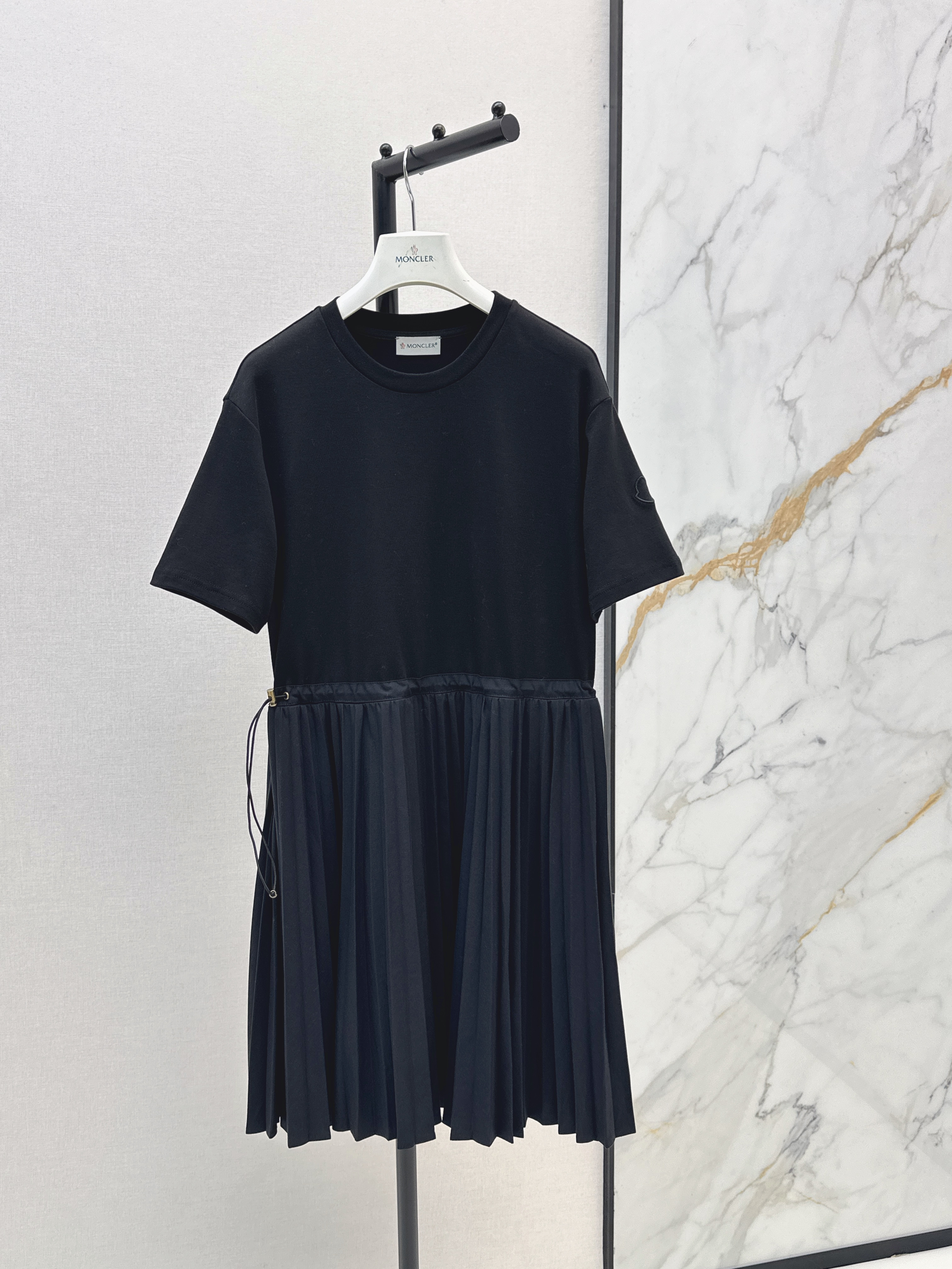 Monc New Patchwork pleated dress