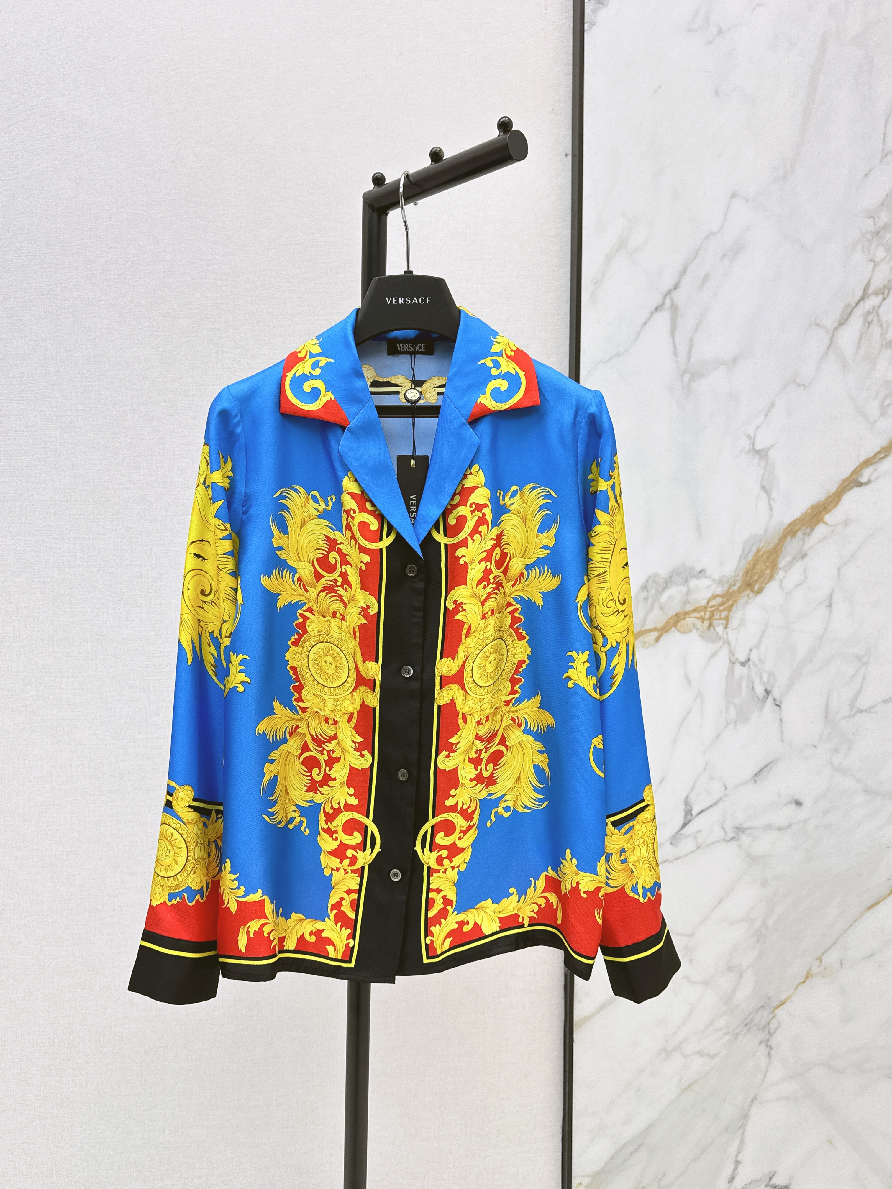 Ver New print silk shirt