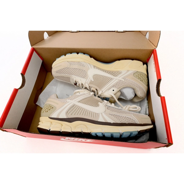 NikeAir Zoom Vomero 5 Beige  FB8825-111