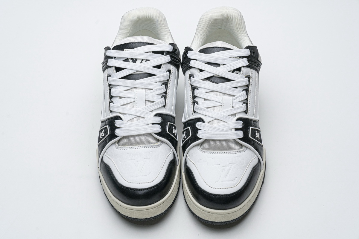 Pkkicks God Batch LOUIS VUITTON 20ss Trainer Black White