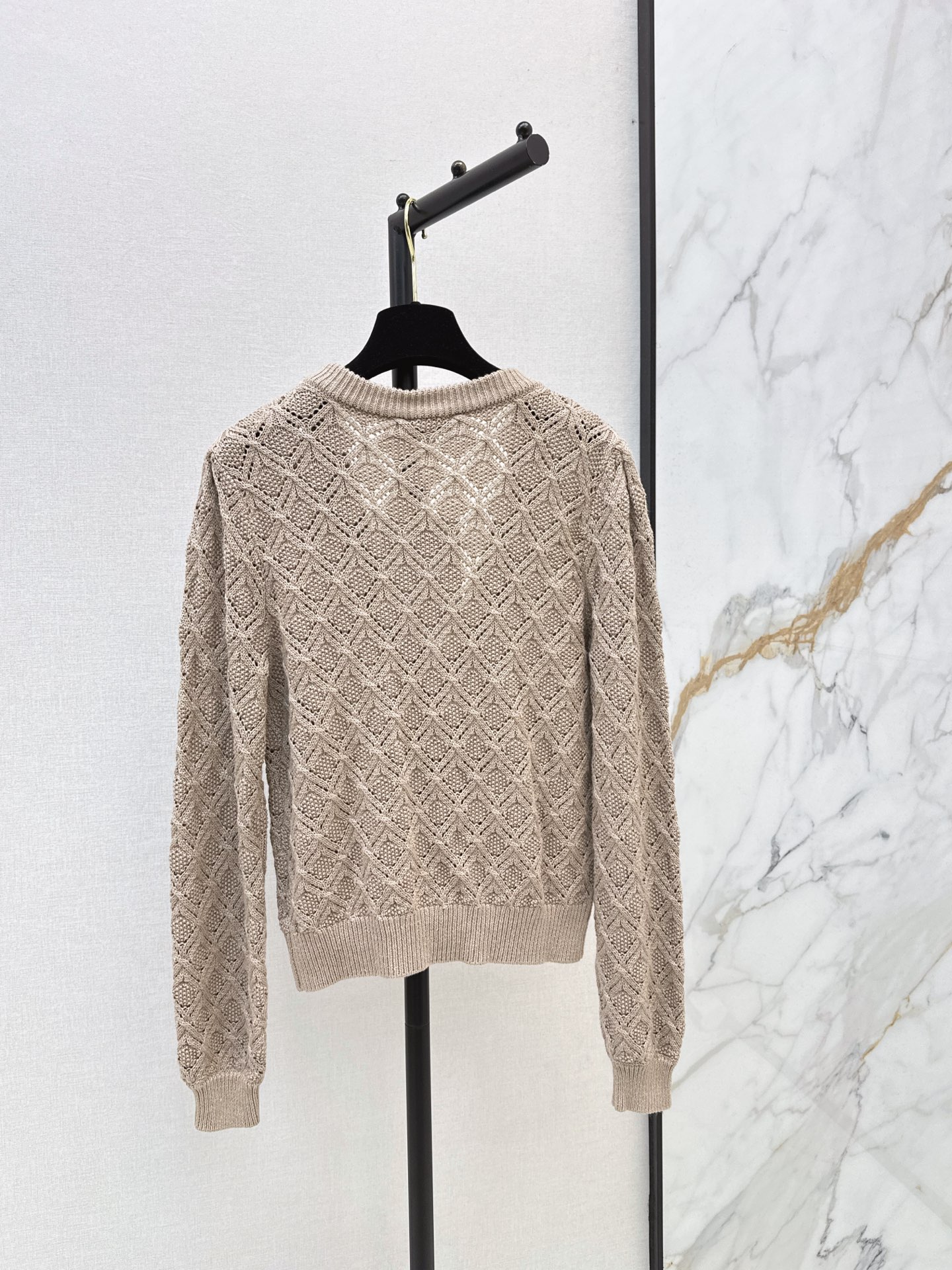 Chan New Diamond Pattern V-Neck Knit Cardigan