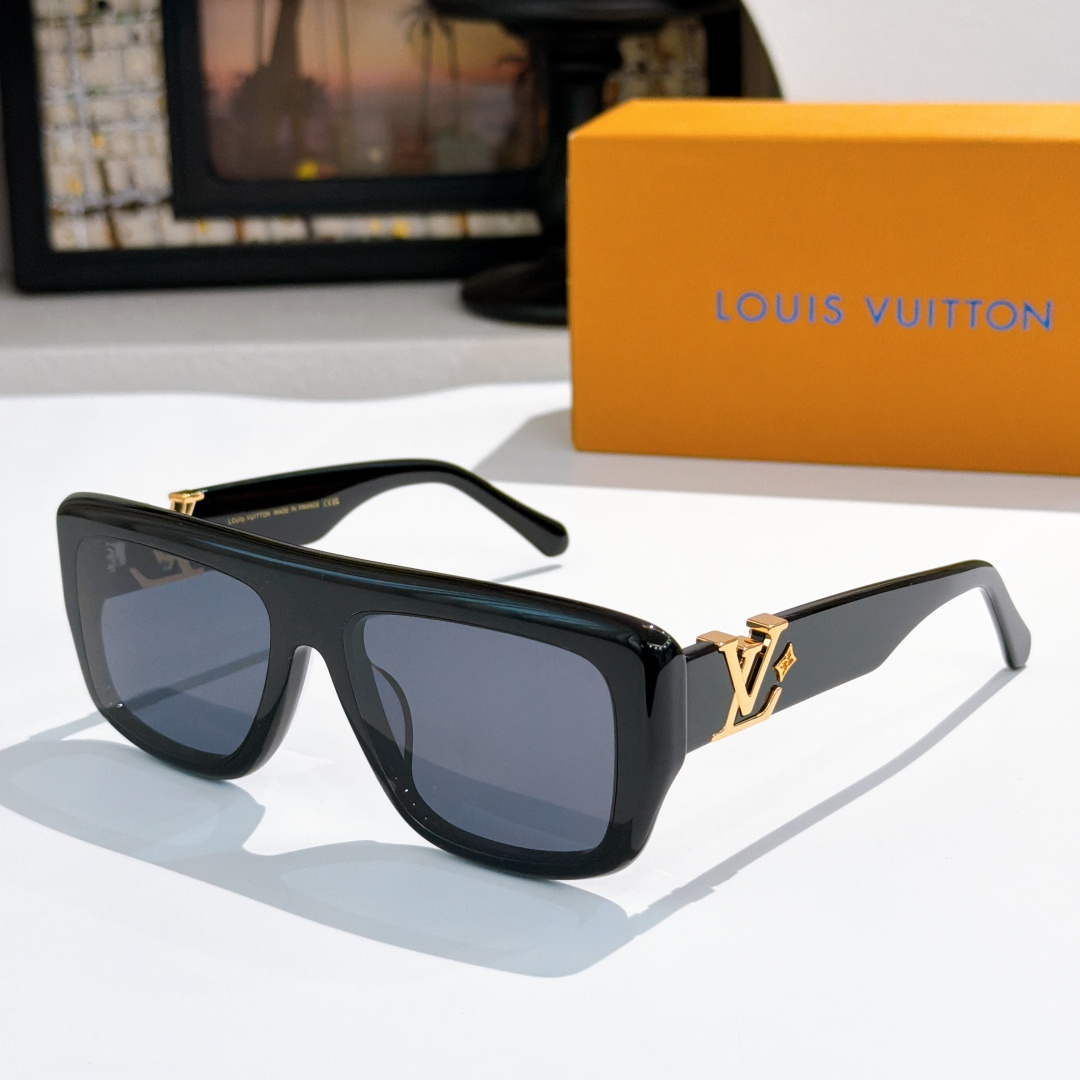 Louis New sunglasses