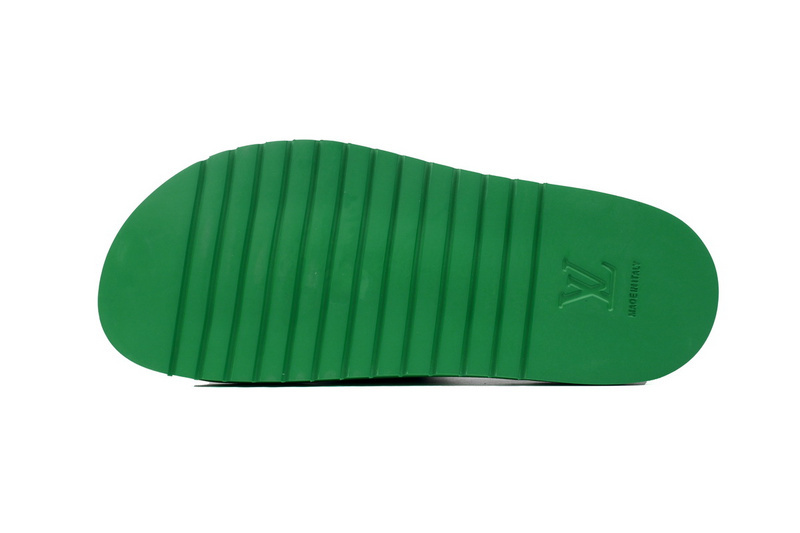 Pkkicks God Batch LOUIS VUITTON Miami flocked green