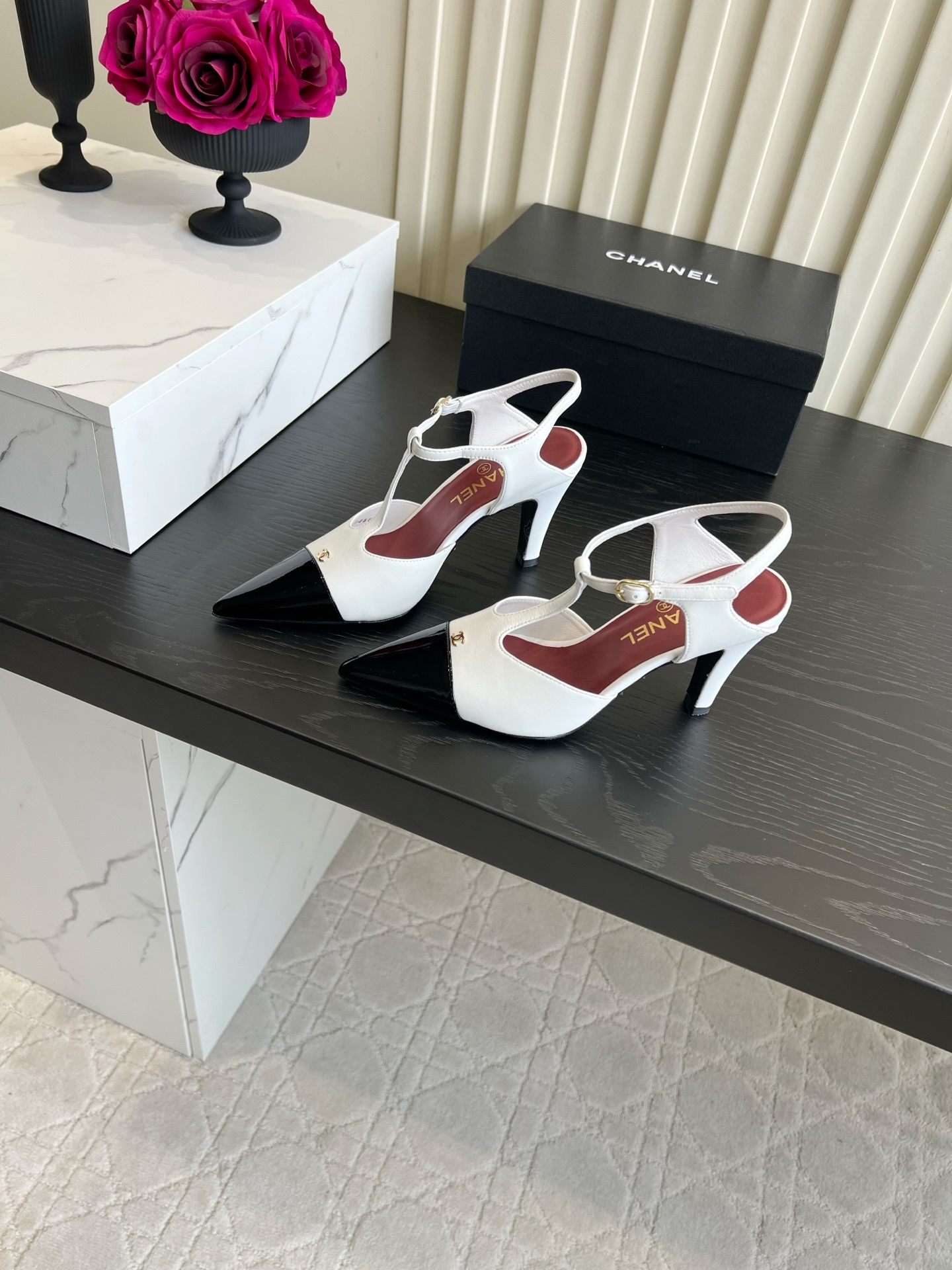 Chan NEW Color blocked pointed high heels