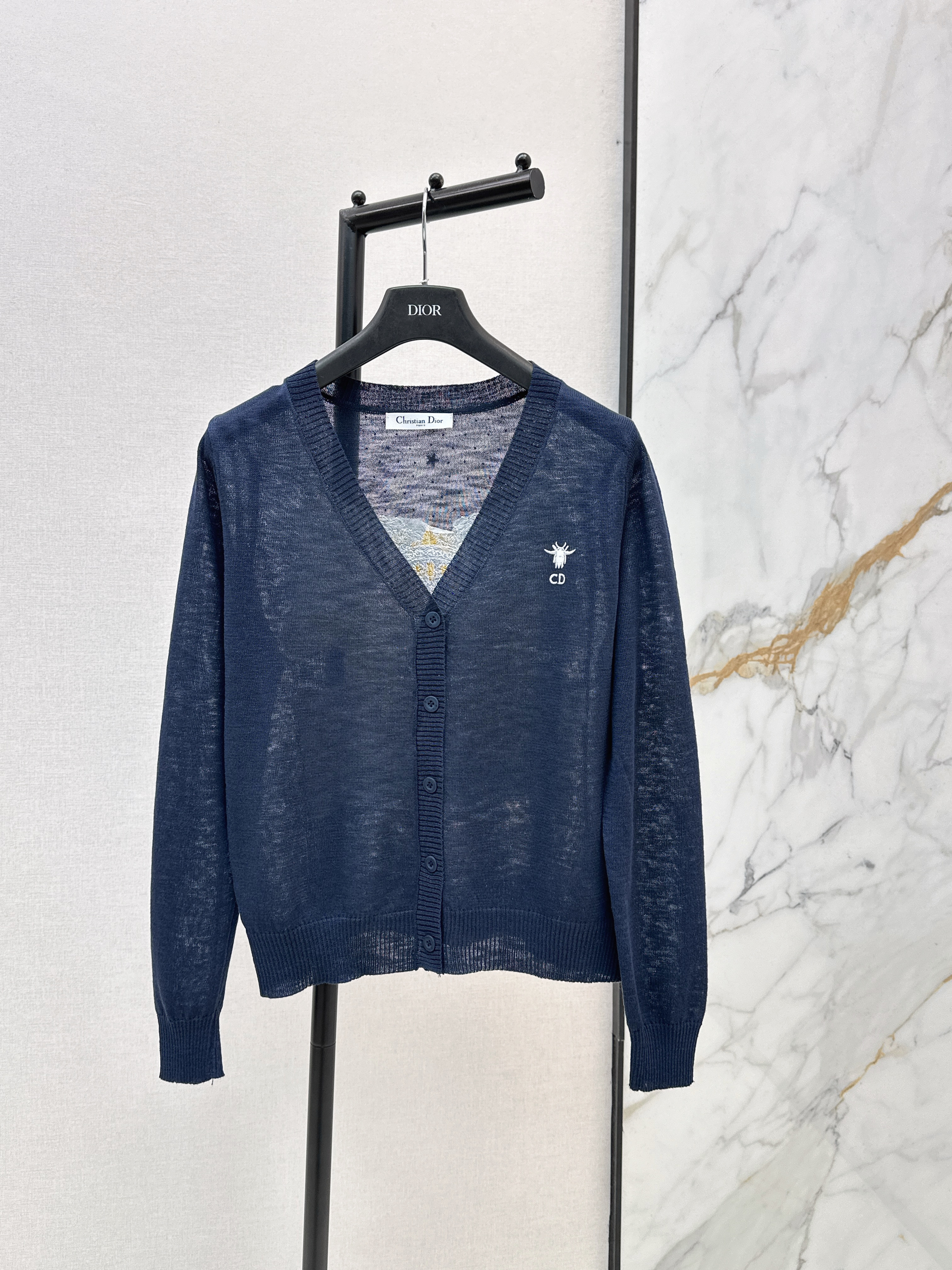 CD New Knitted V-neck cardigan