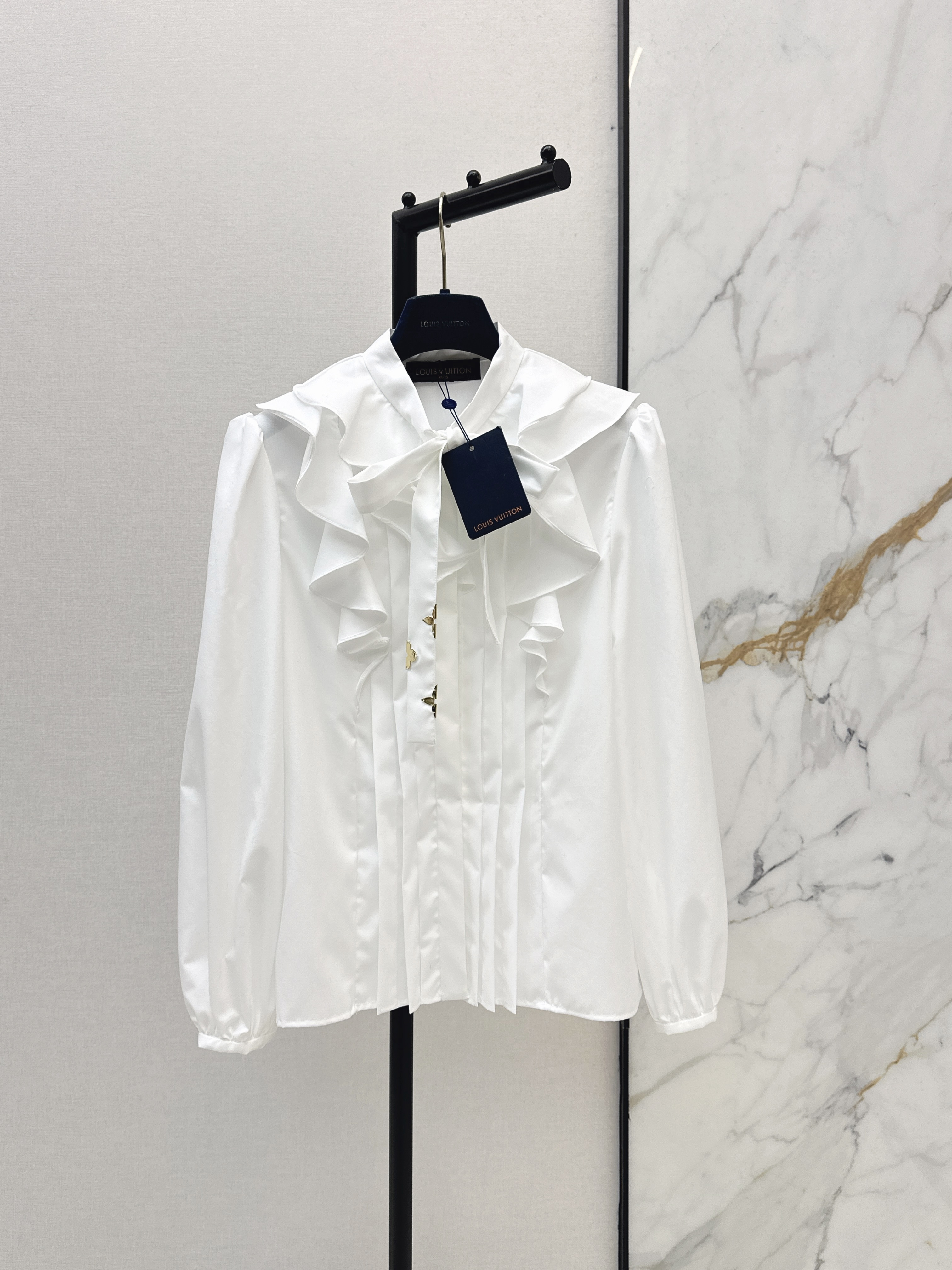 Louis New ruffled shirt