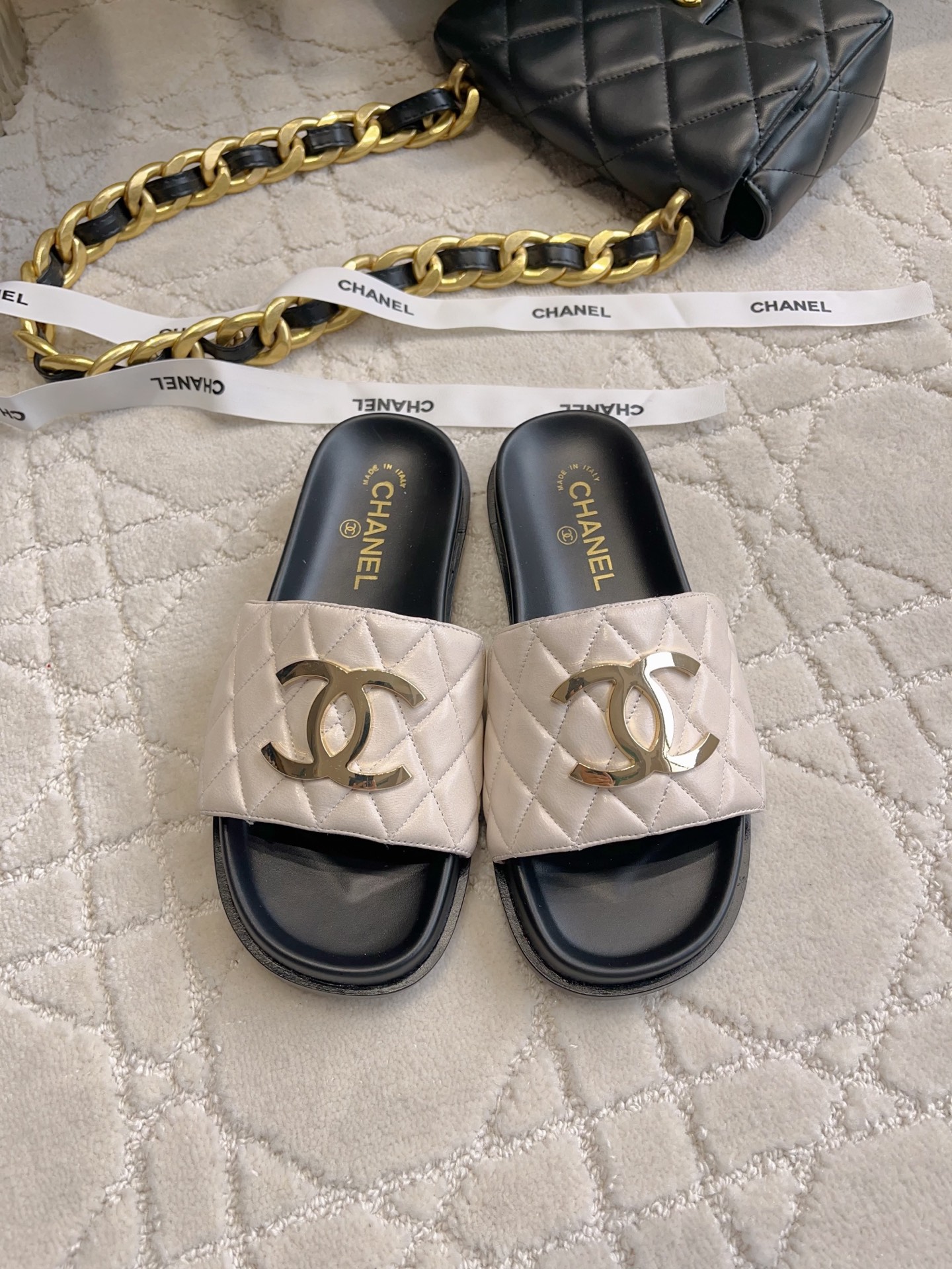 Chan New Quilted Large Logo Platform Slippers