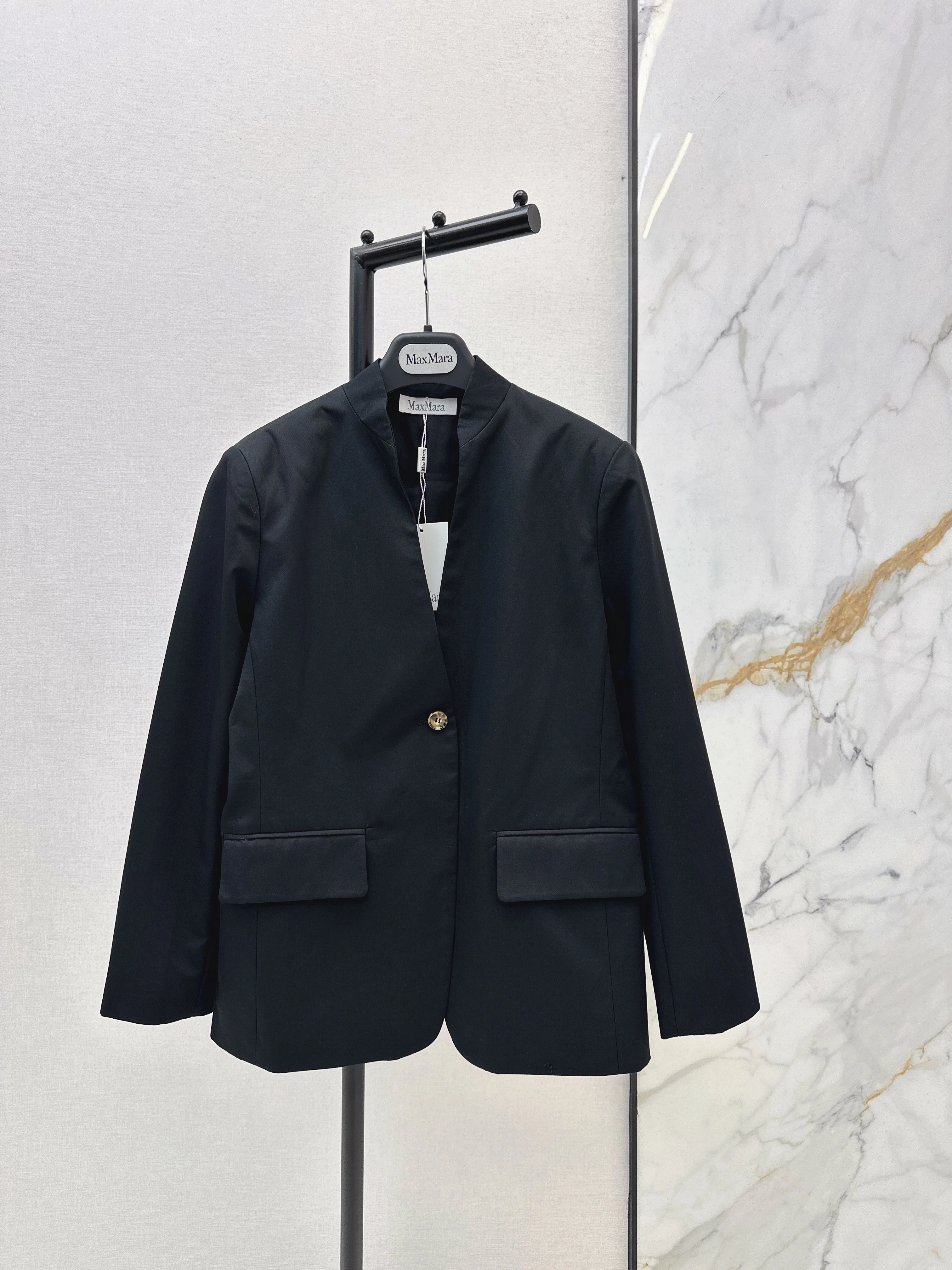 Max NEW blazer