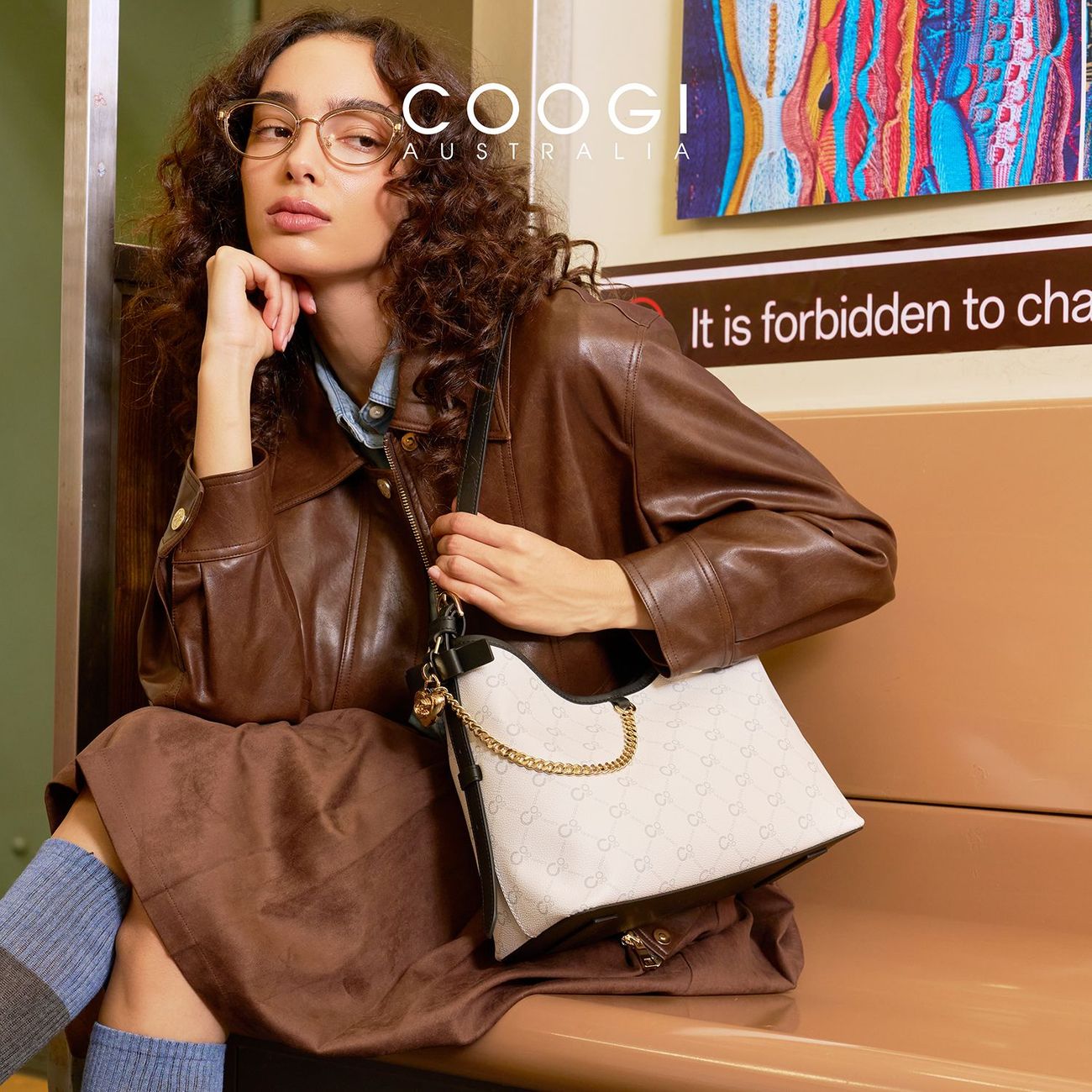 [COOGI] Tote Bag Women's 2026 New Presbyopic Leather Bag Commuter Shoulder Underarm Crossbody Bag Girl Gift