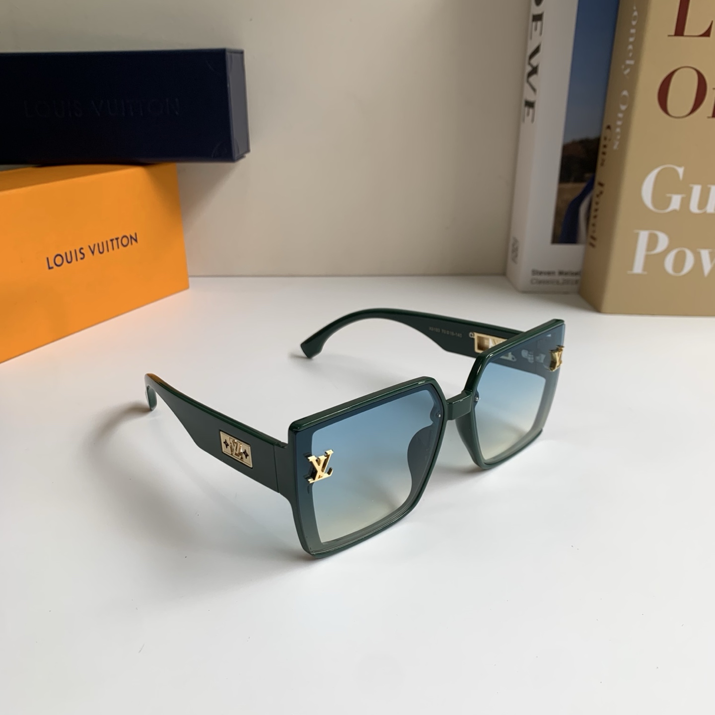 Louis New Fashion Square Sunglasses