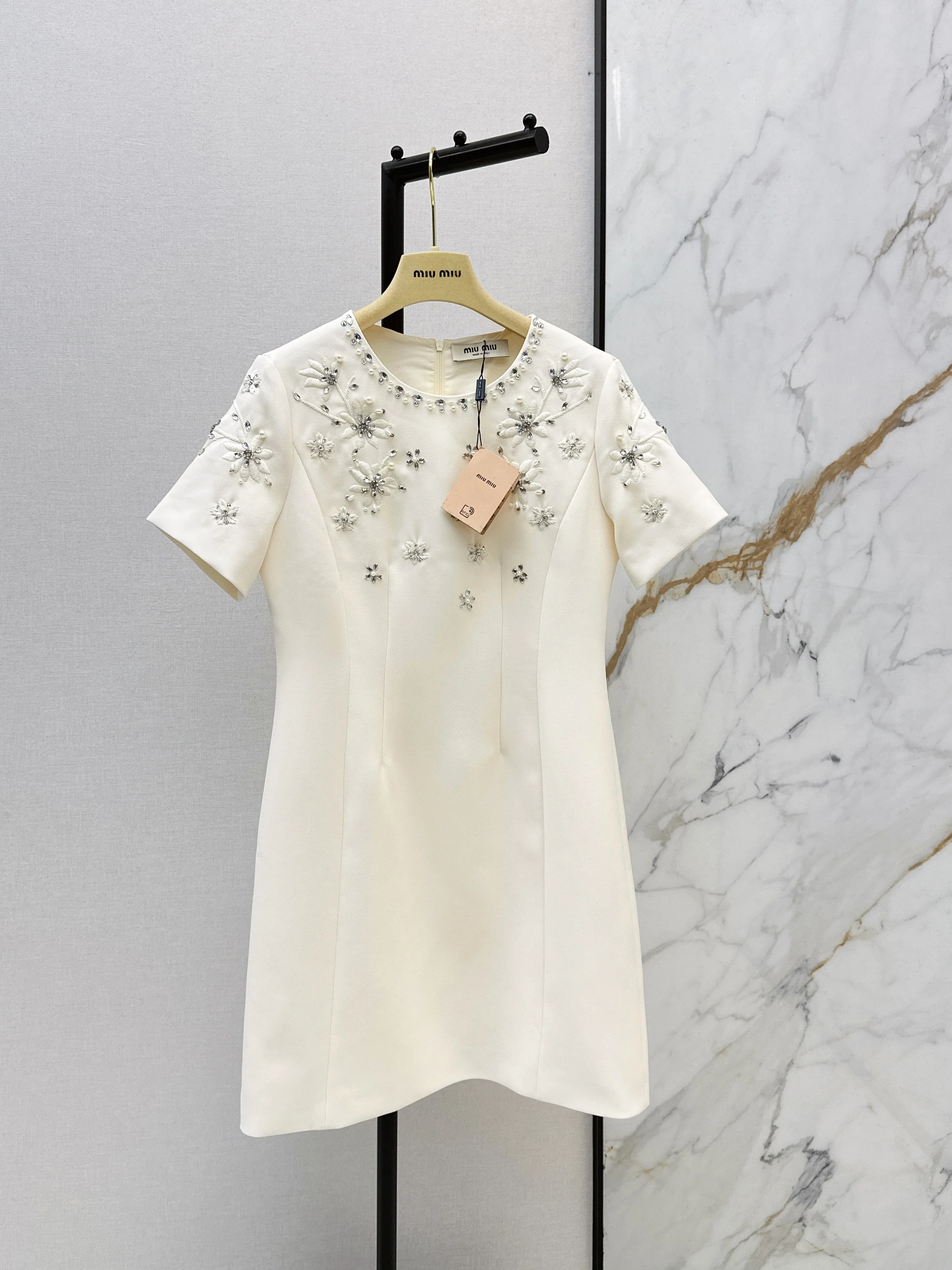 Miu NEW embroidery dress