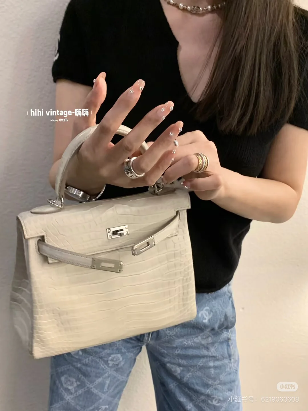 Herm25  New Product, Fully Hand-Sewn