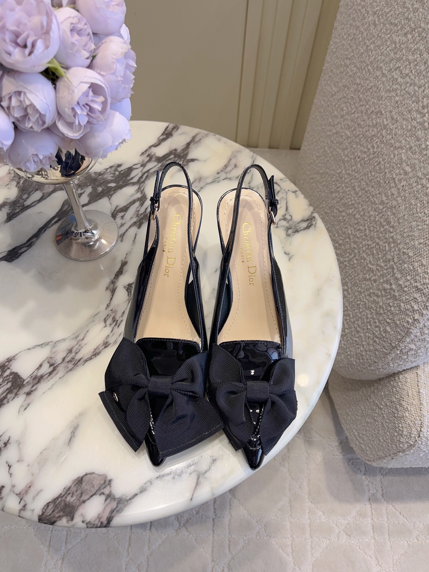 CD New Open-back high heels with a bow