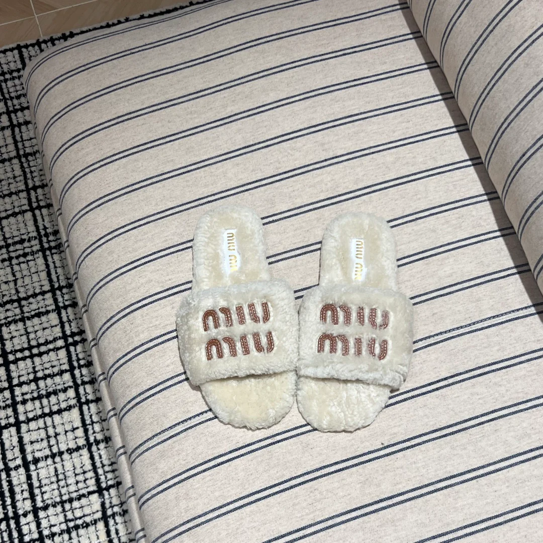 Miu New Lazy slippers