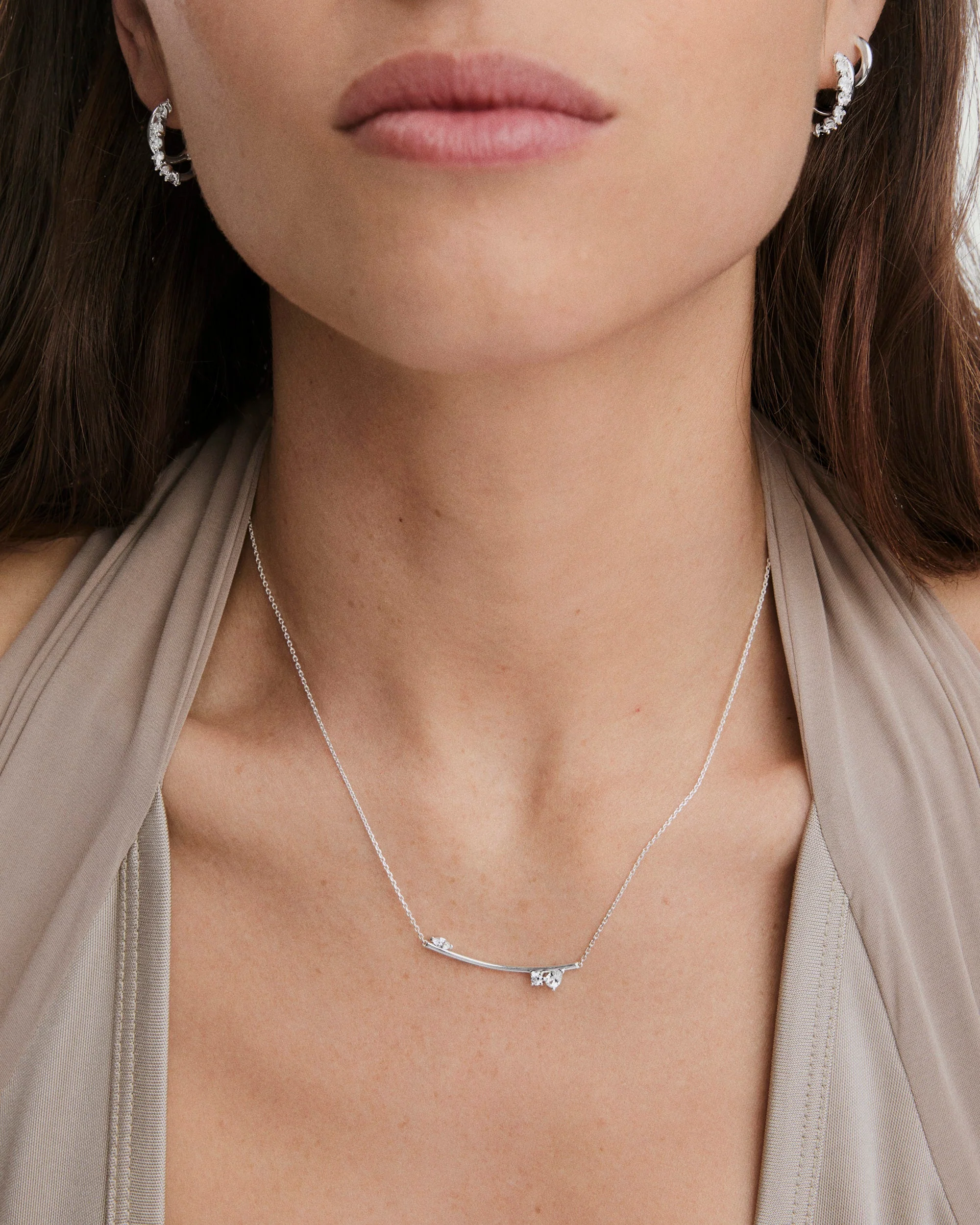 Eve Bar Necklace