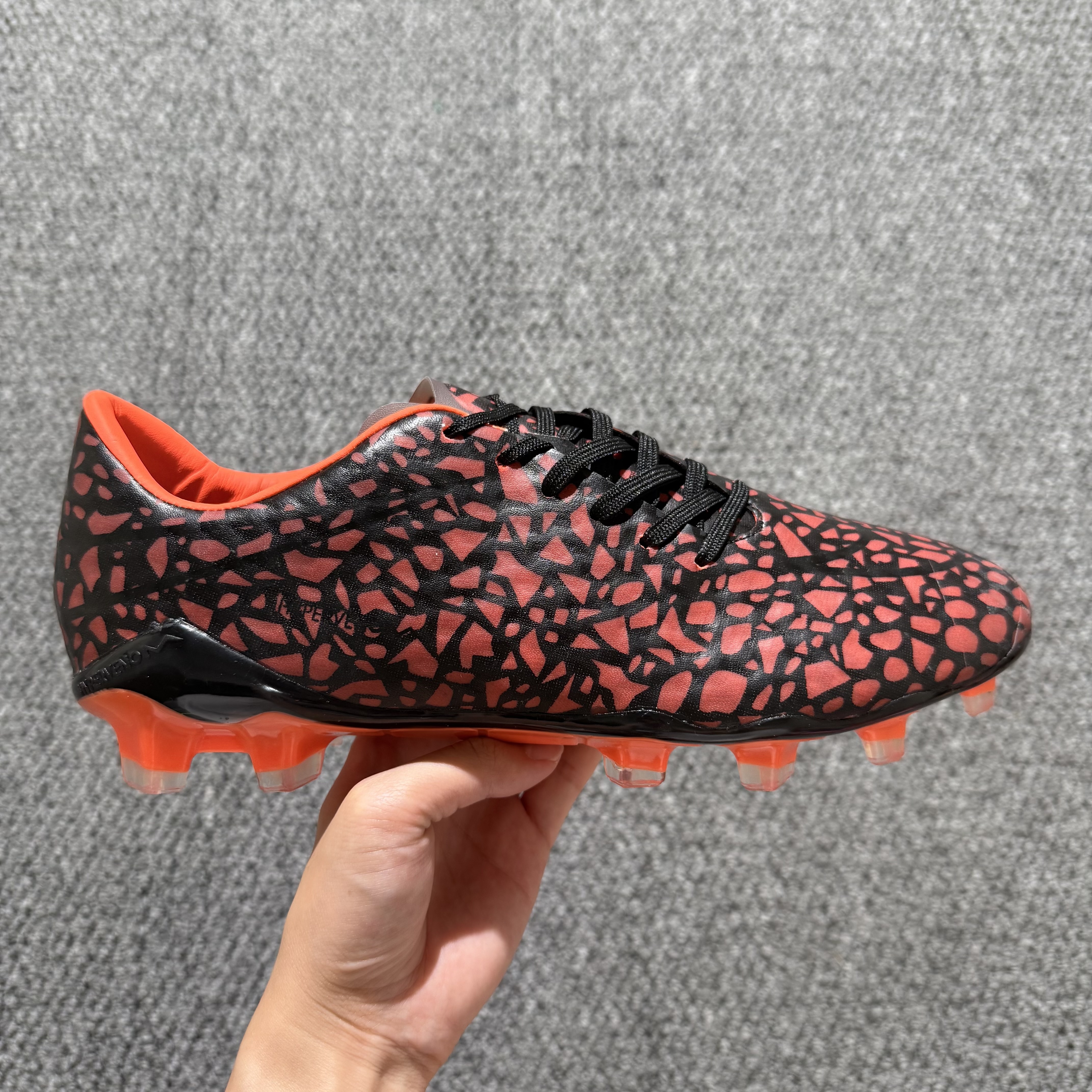 Football shoes