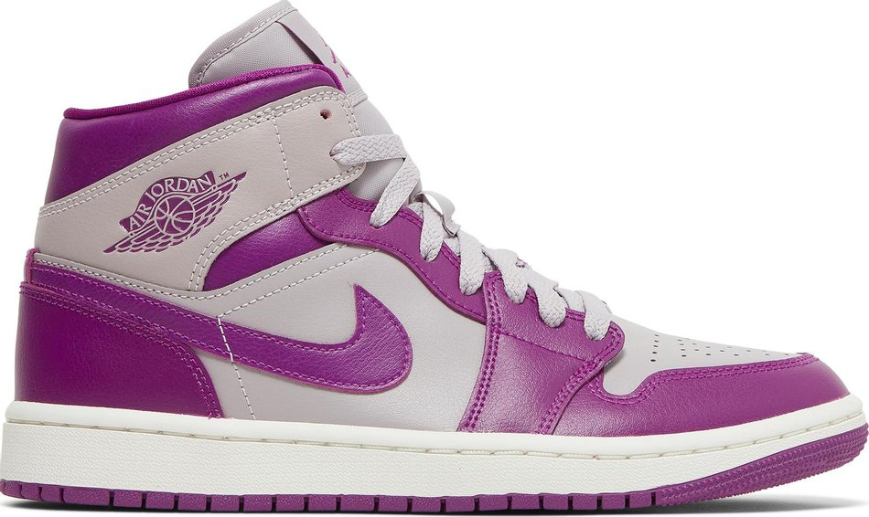 Wmns Air Jordan 1 Mid 