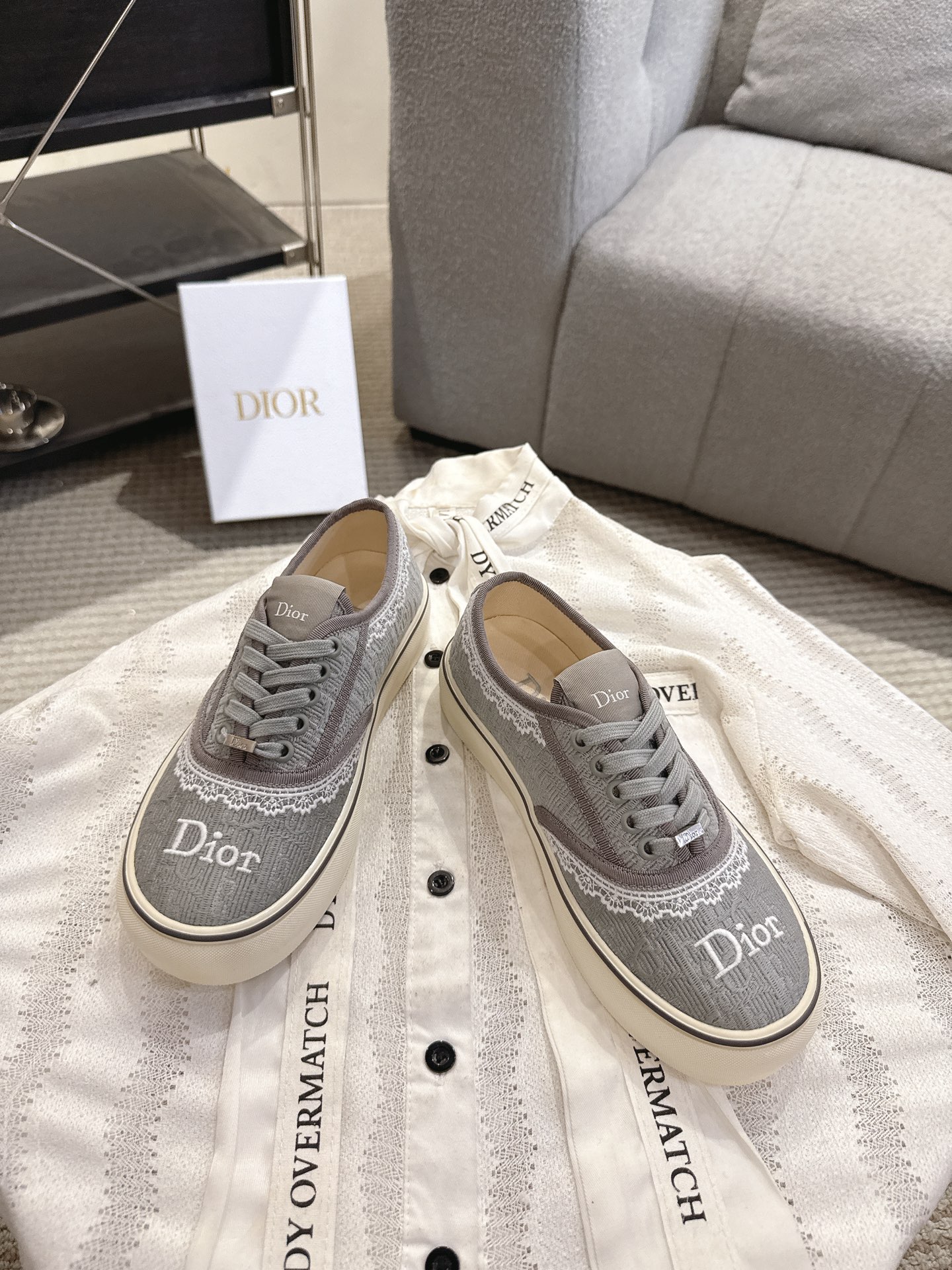 CD New Canvas shoes