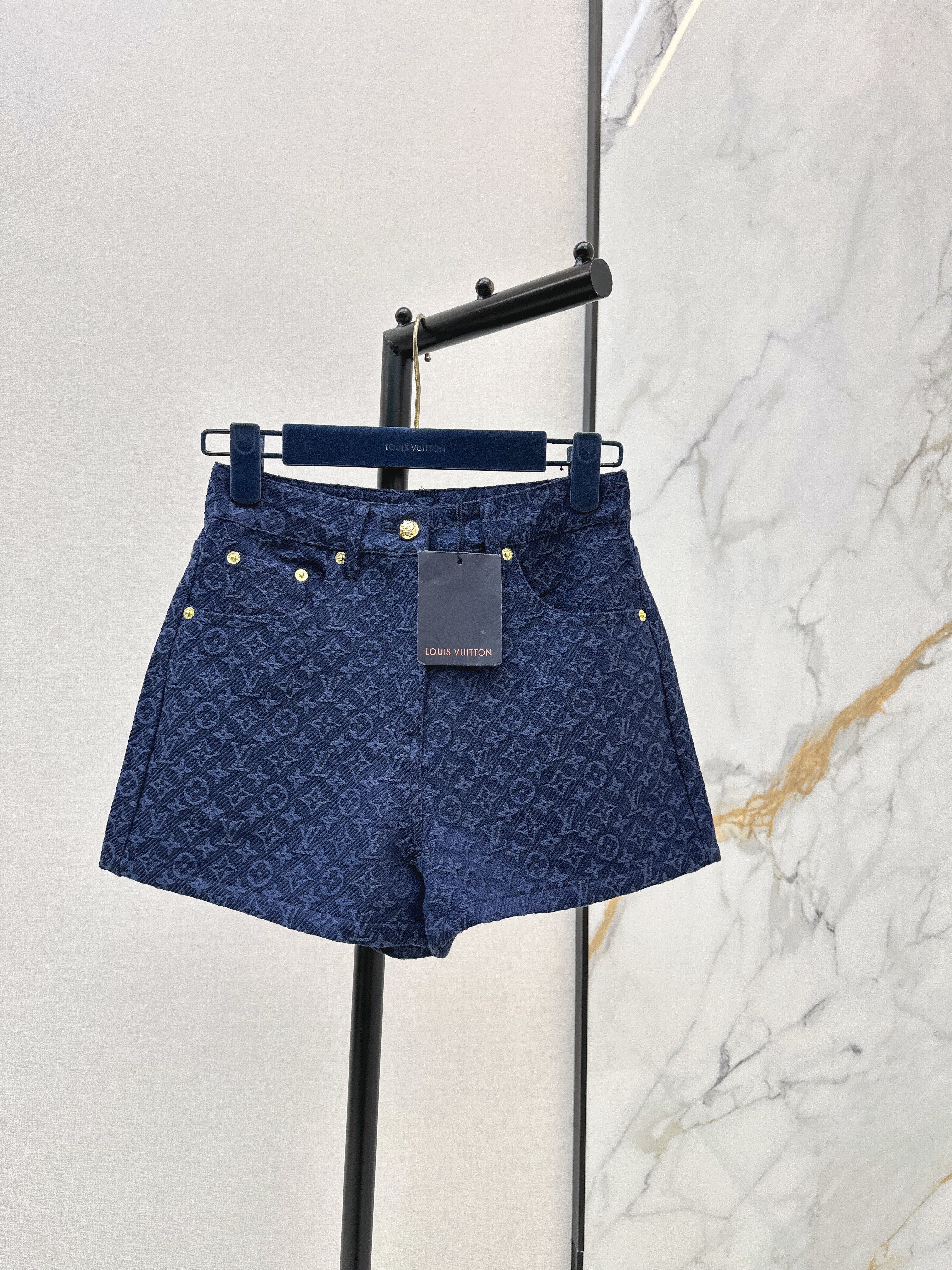 Louis New jacquard shorts