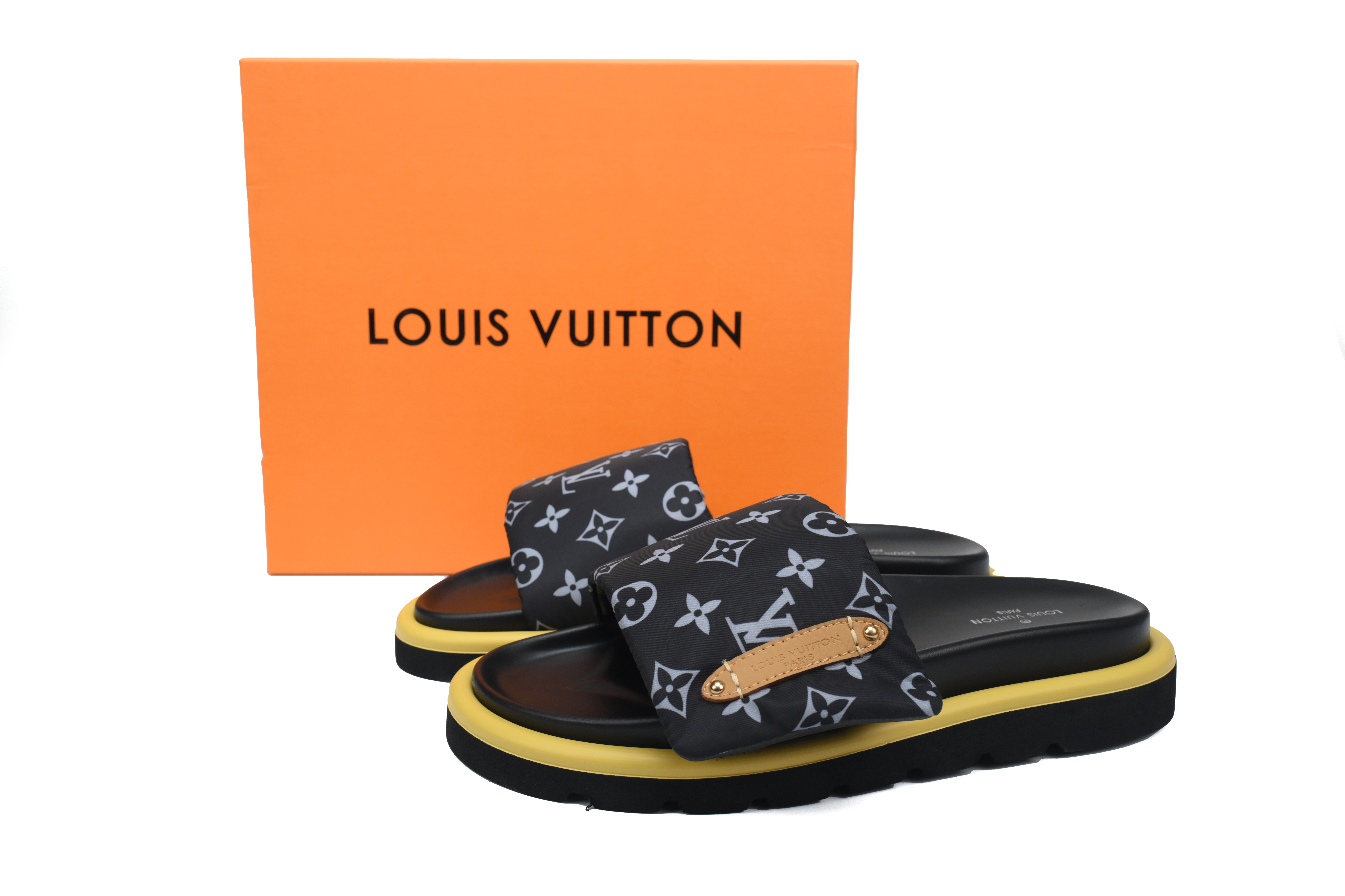 Pkkicks God Batch LOUIS VUITTON Pool Pillow Comfort Yellow label cloth