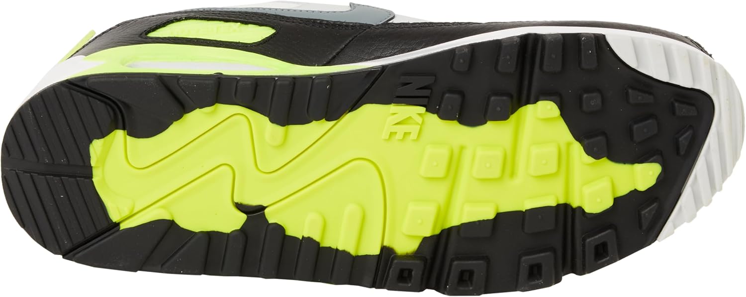 Nike Air MAX 90 Gore-Tex - Men's Shoes (FD5810-200, Color Medium Olive Green/Cargo Khaki/Burgundy)