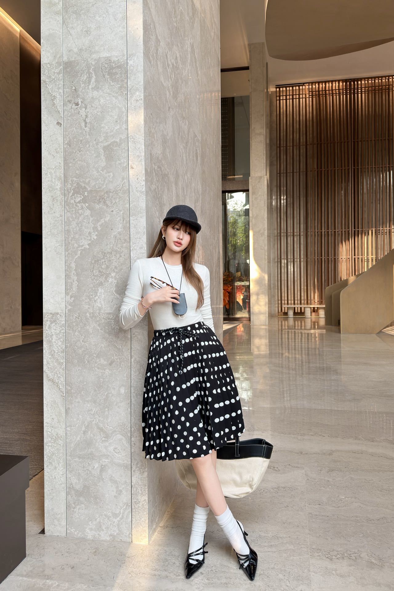 Miu New polka dots pleated skirt