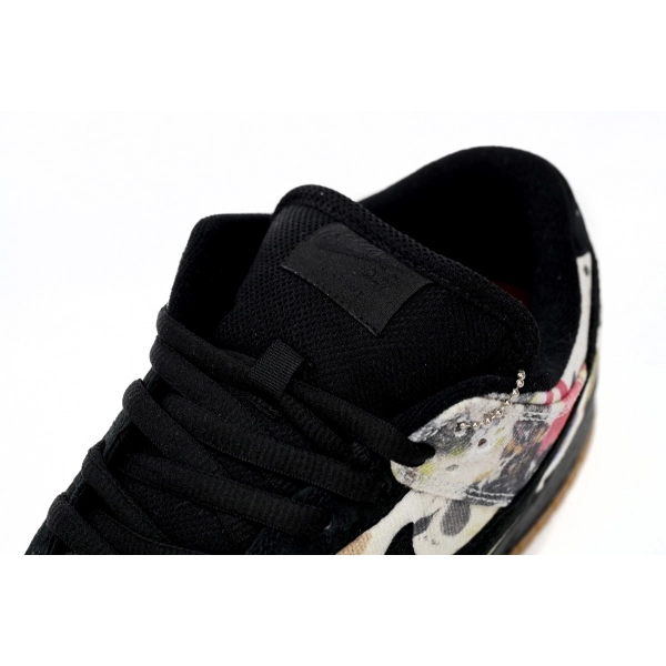 Supreme × Nike Dunk Low “Rammellzee” FD8778-001