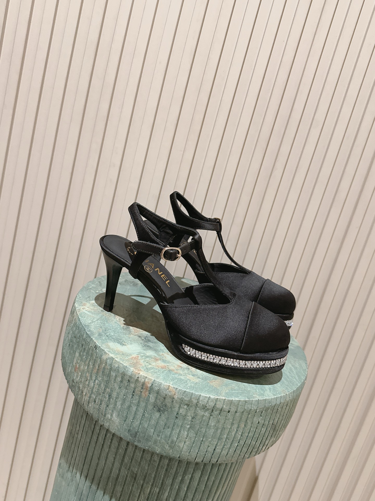 Chan NEW Thin-heeled Mary Jane sandals