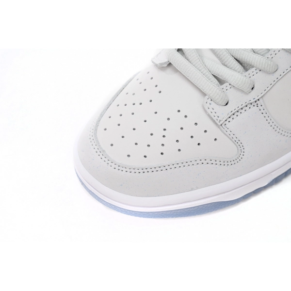 CONCEPTS × Nike Dunk SB Low White Lobster FD8776-100