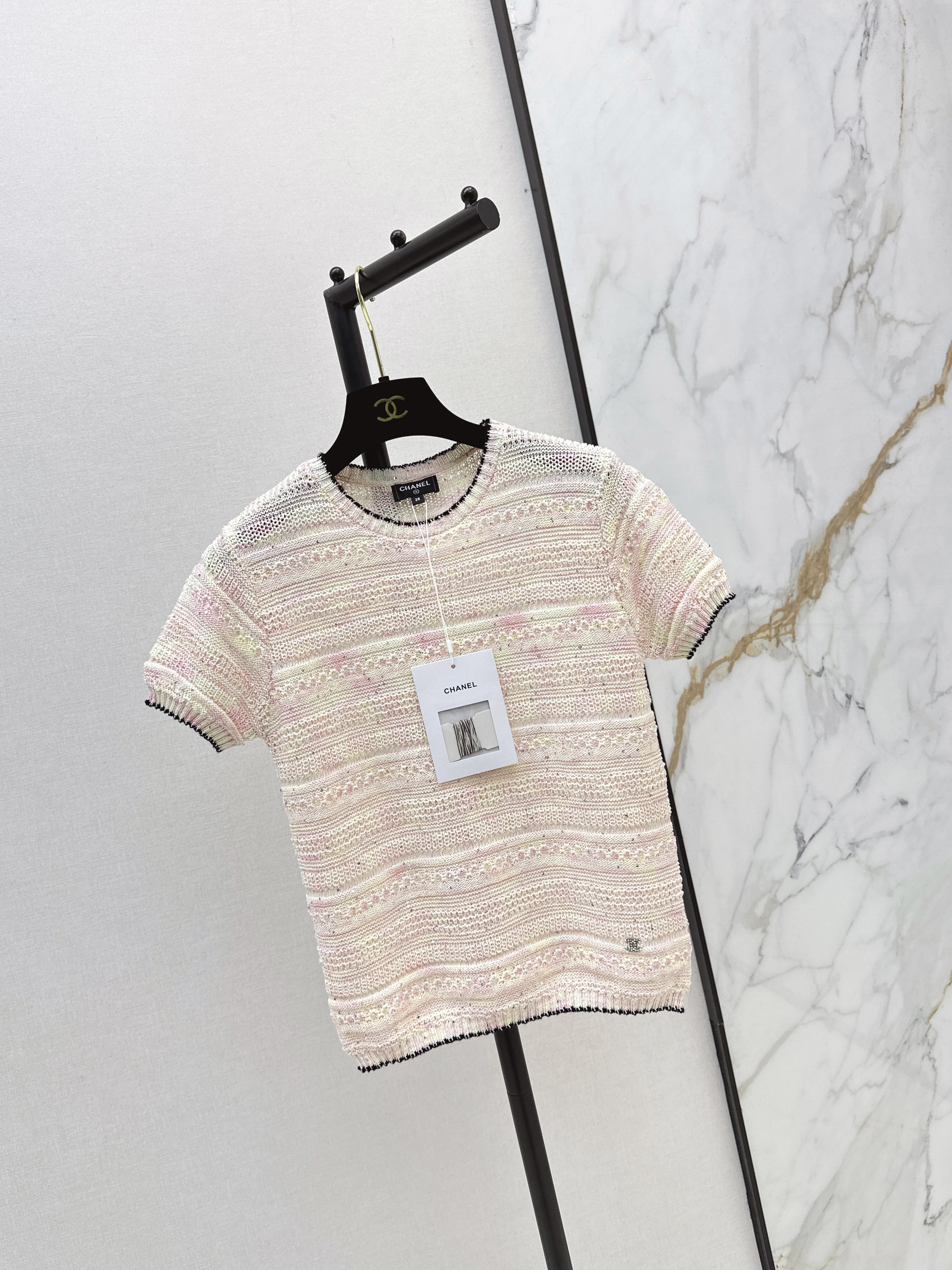Chan New knitwear