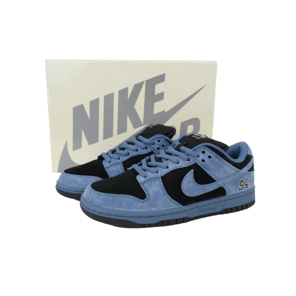 Nike Supreme x Dunk Low SB 'Ocean Fog' HQ8487-400