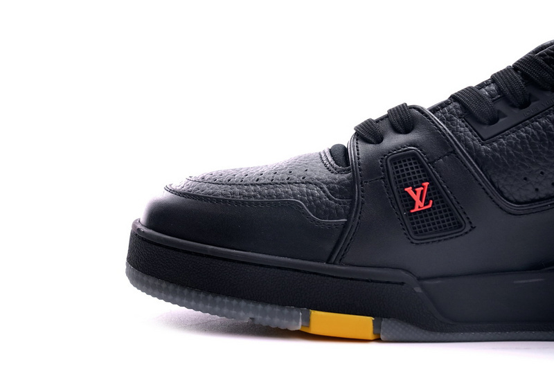 Pkkicks God Batch LOUIS VUITTON Trainer Black Litchi Pattern FD0226